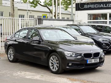 320i xDrive, 1.majitel