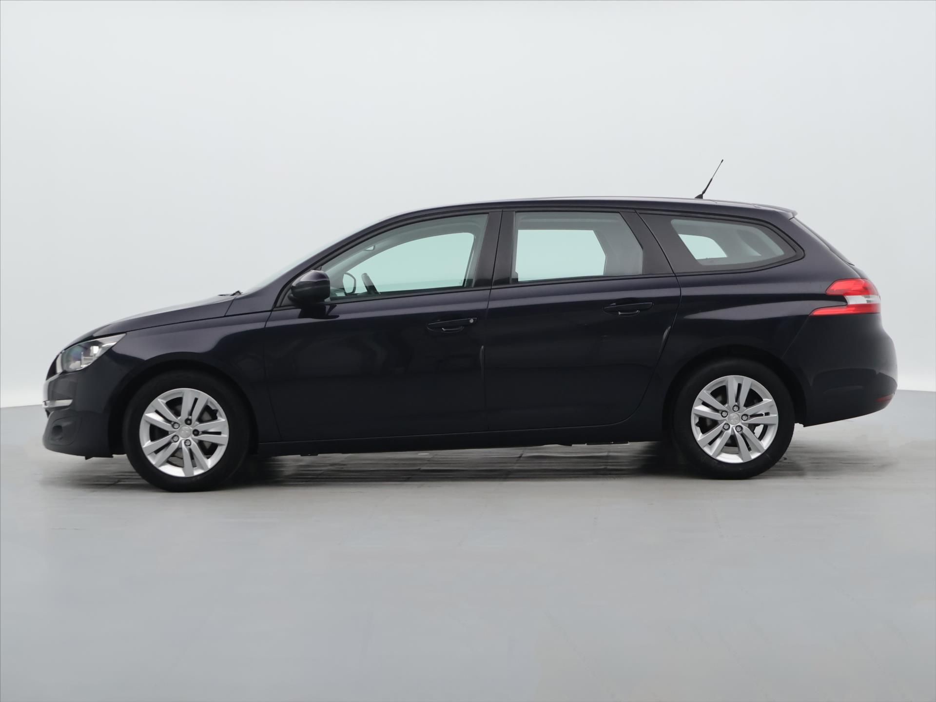 Peugeot 308, SW 1,6 BlueHDI 73kW Aut.klima - fotka 4