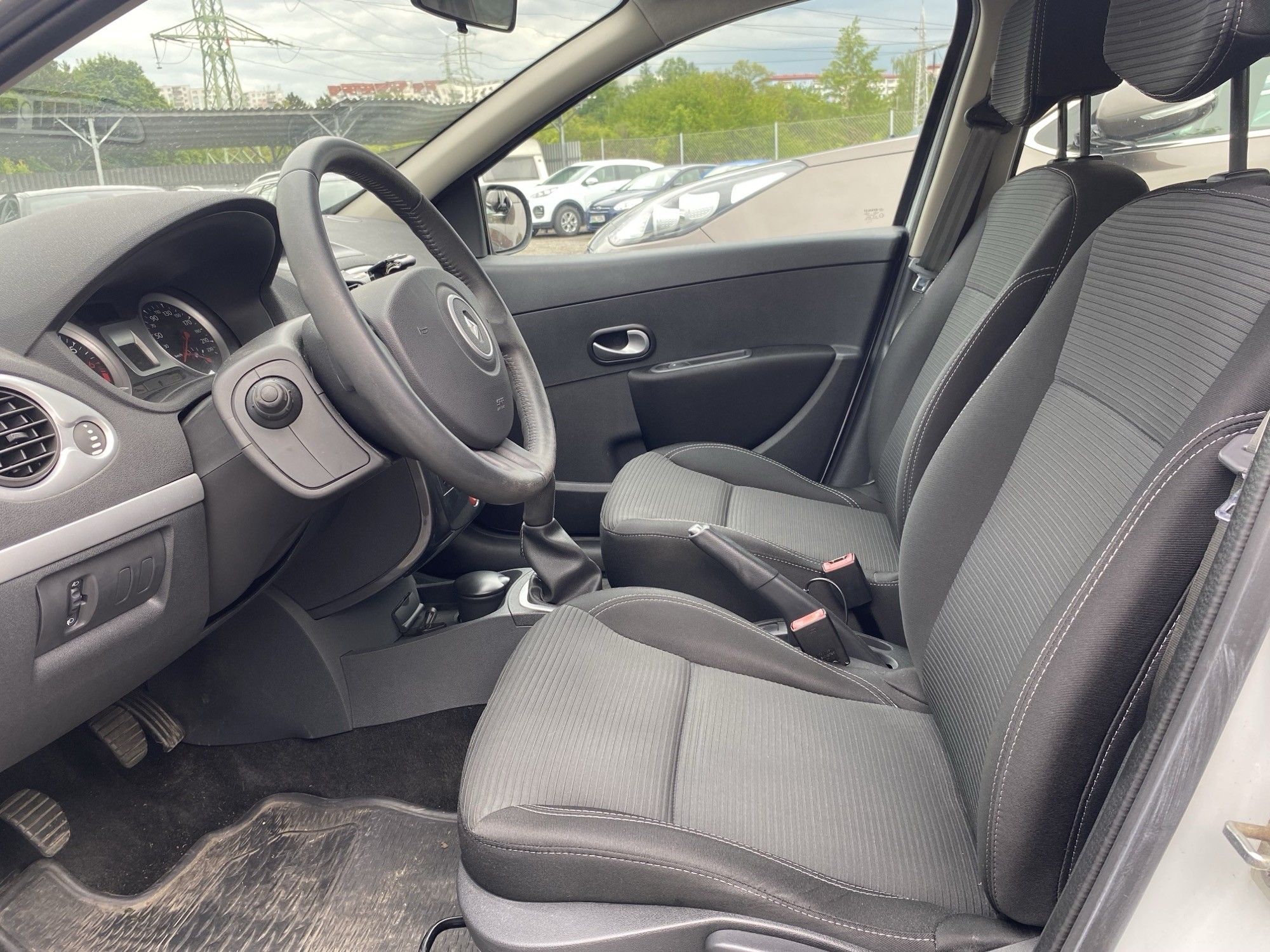 Renault Clio, 1.2 16V 55kW Grandtour - fotka 5
