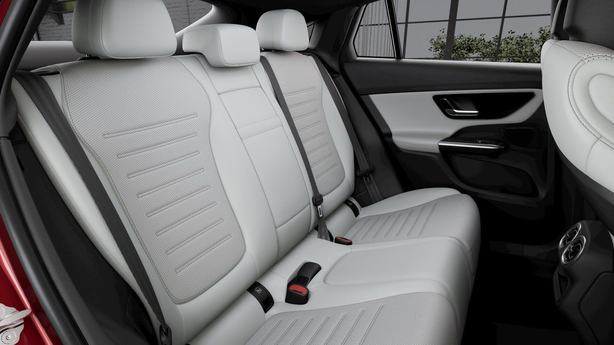 Mercedes-Benz GLC, 200 4MATIC kupé Linie AMG - fotka 3