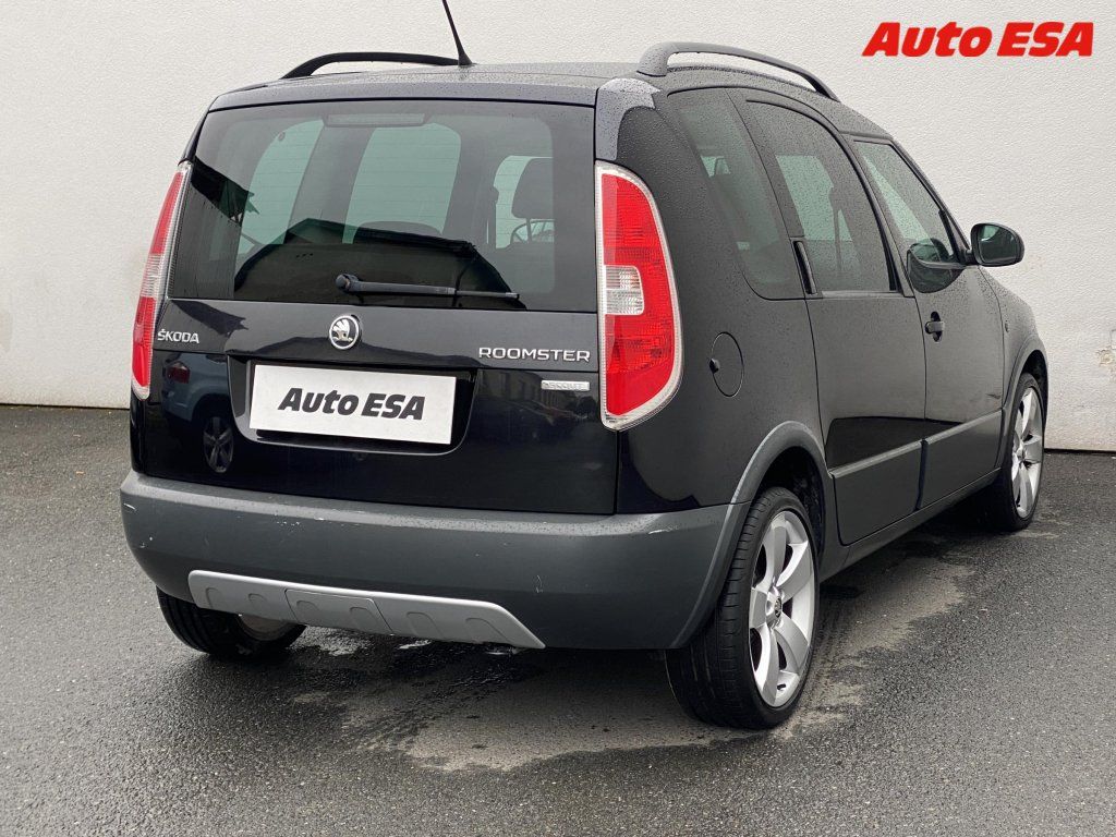 Škoda Roomster, 1.2 TSi,Scout,+kola,panor - fotka 4