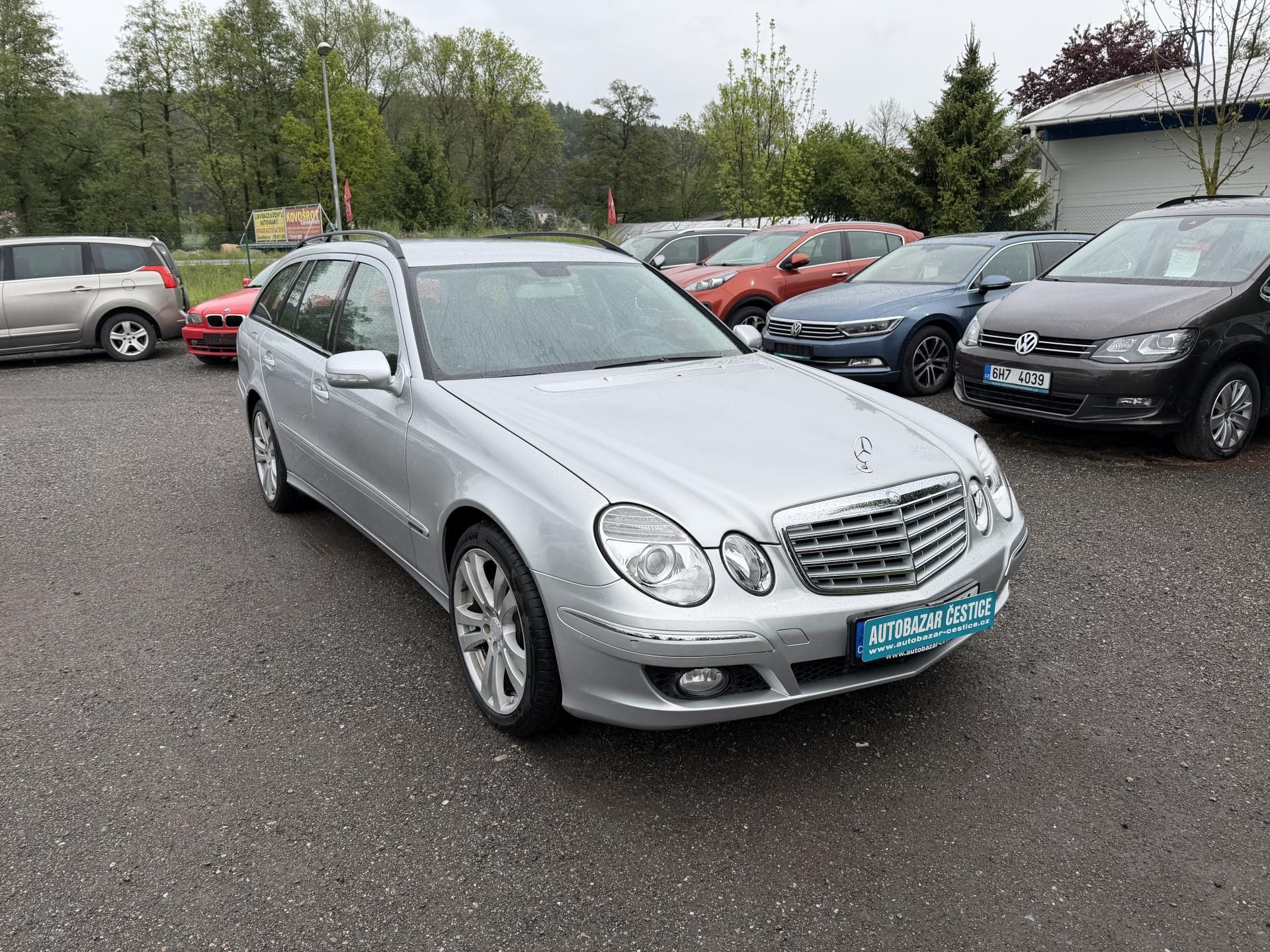 Mercedes-Benz Třídy E, 280 CDI - fotka 4