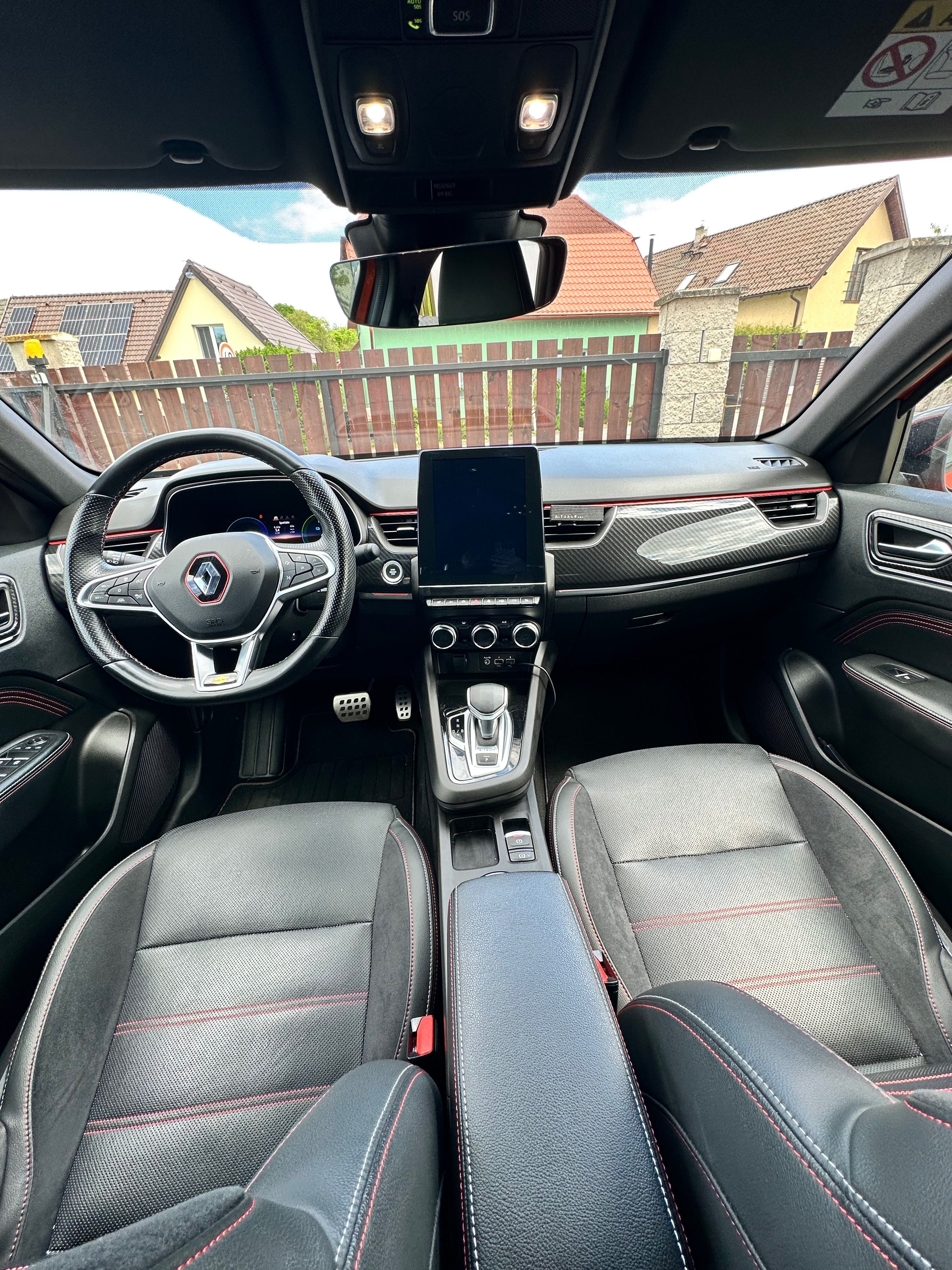 Renault Arkana, Renault Arkana E-TECH, 1.maj. - fotka 5