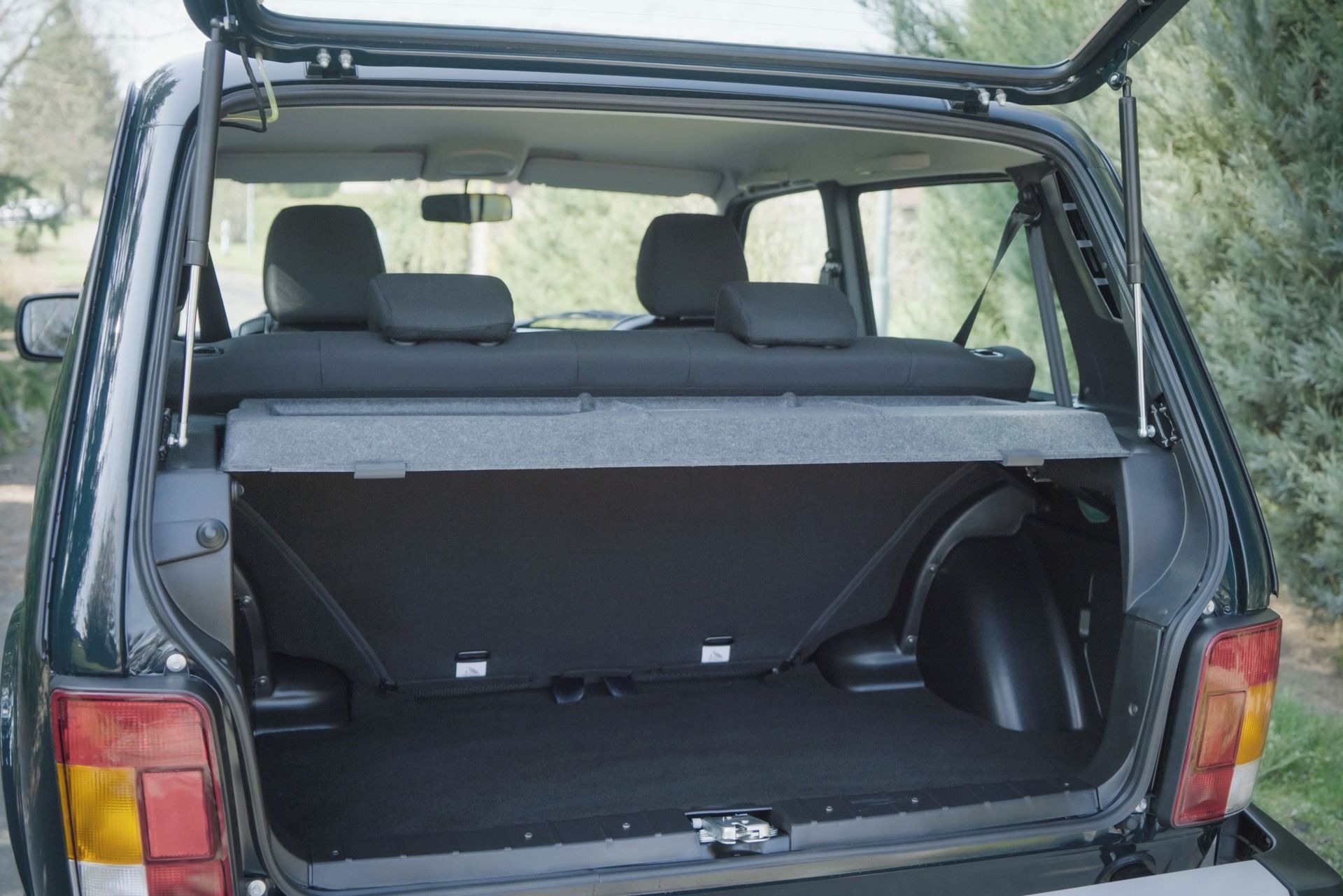 Lada Niva, Legend 4x4 - LUX, plná záruka - fotka 5