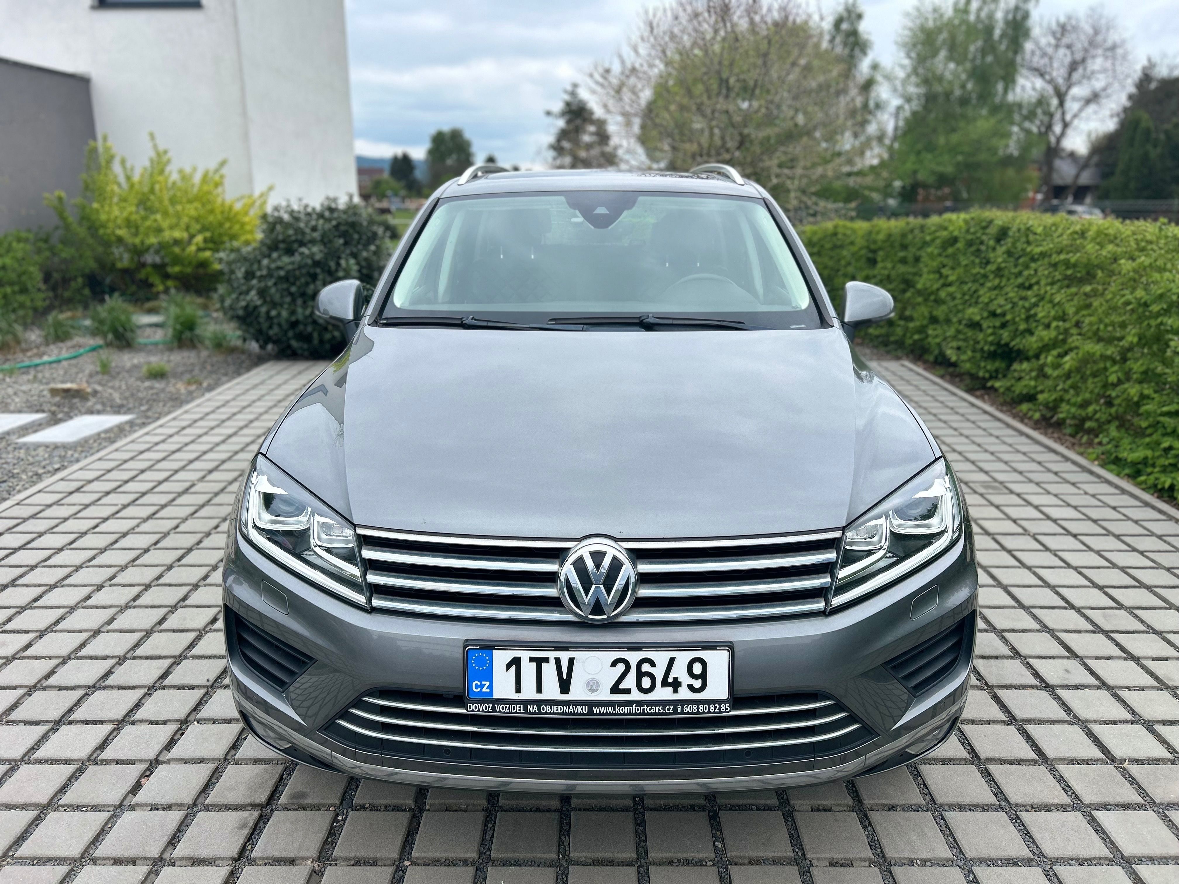 Volkswagen Touareg, 3.0 TDI odp. DPH - fotka 2