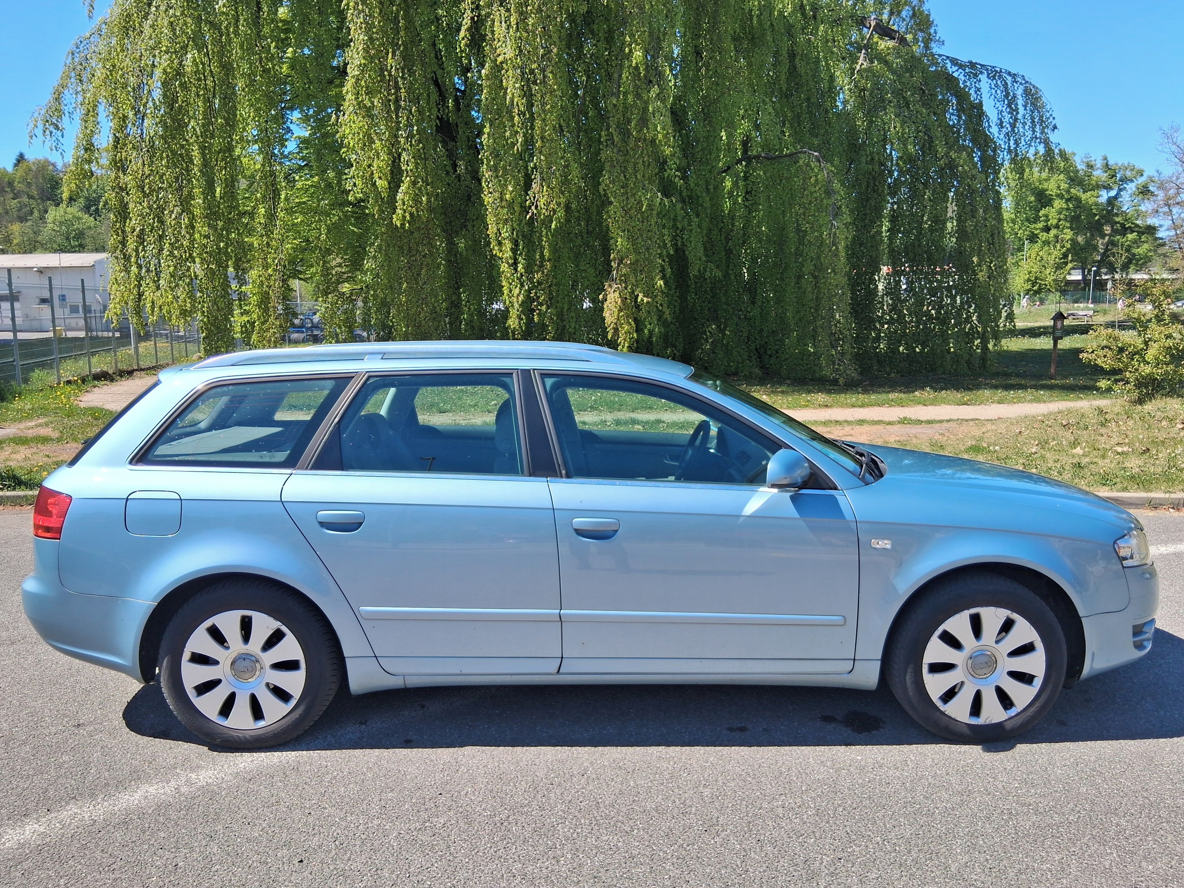 Audi A4, 2.0 TDI,KLIMA,EL.OKNA,ABS,ALU - fotka 4