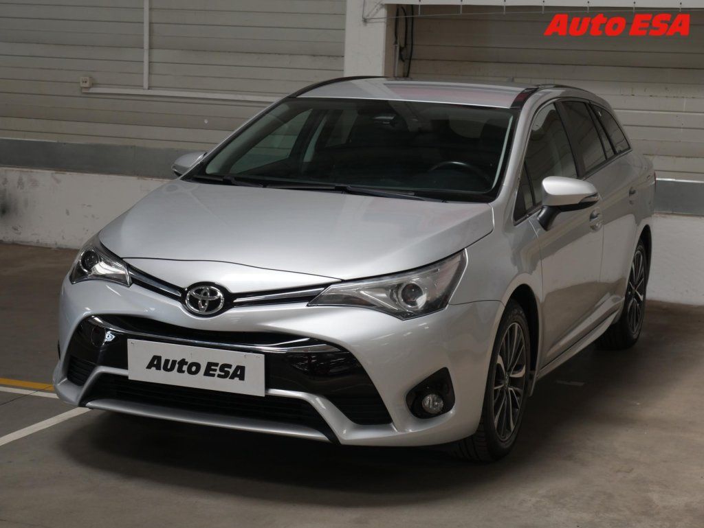 Toyota Avensis, 1.8i,2.maj,ČR,AT - fotka 3