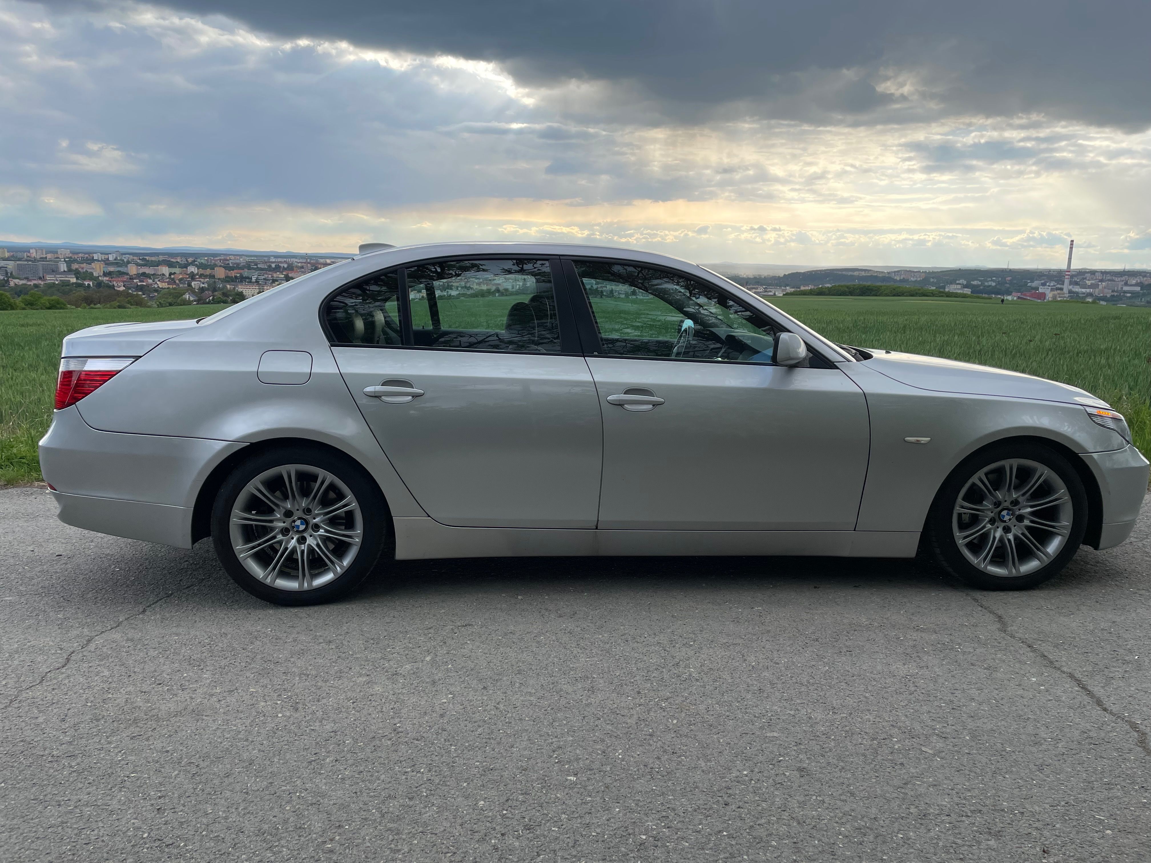BMW Řada 5, BMW E60 530i MAN - fotka 3