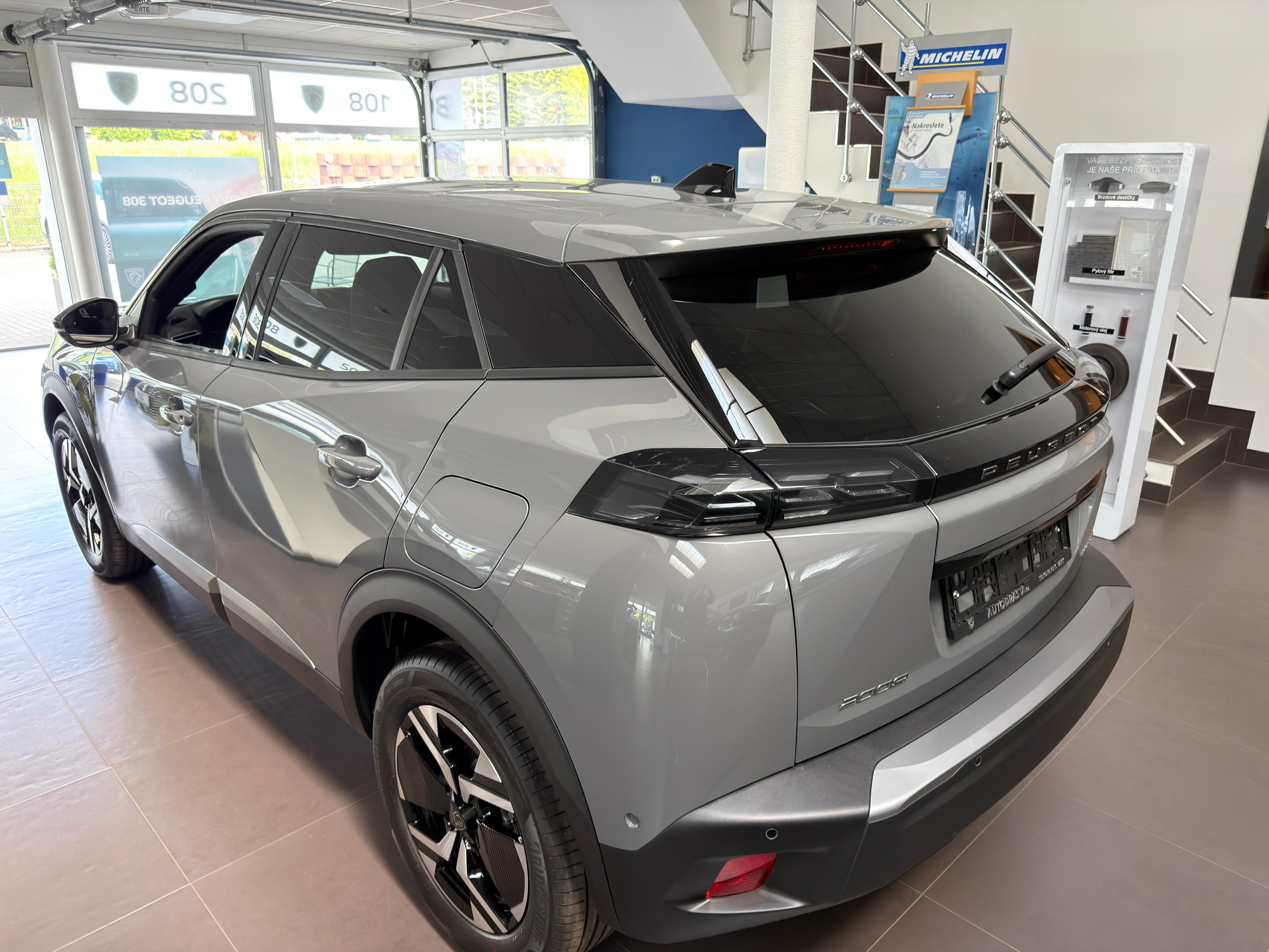 Peugeot 2008, ALLURE Hybrid 110 e-DCS6 - fotka 5