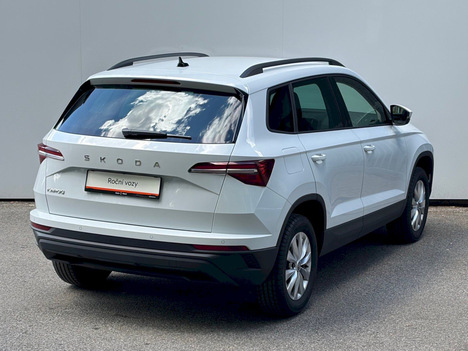 Škoda Karoq, 1.5 TSI 110kW Selection 6MP - fotka 2