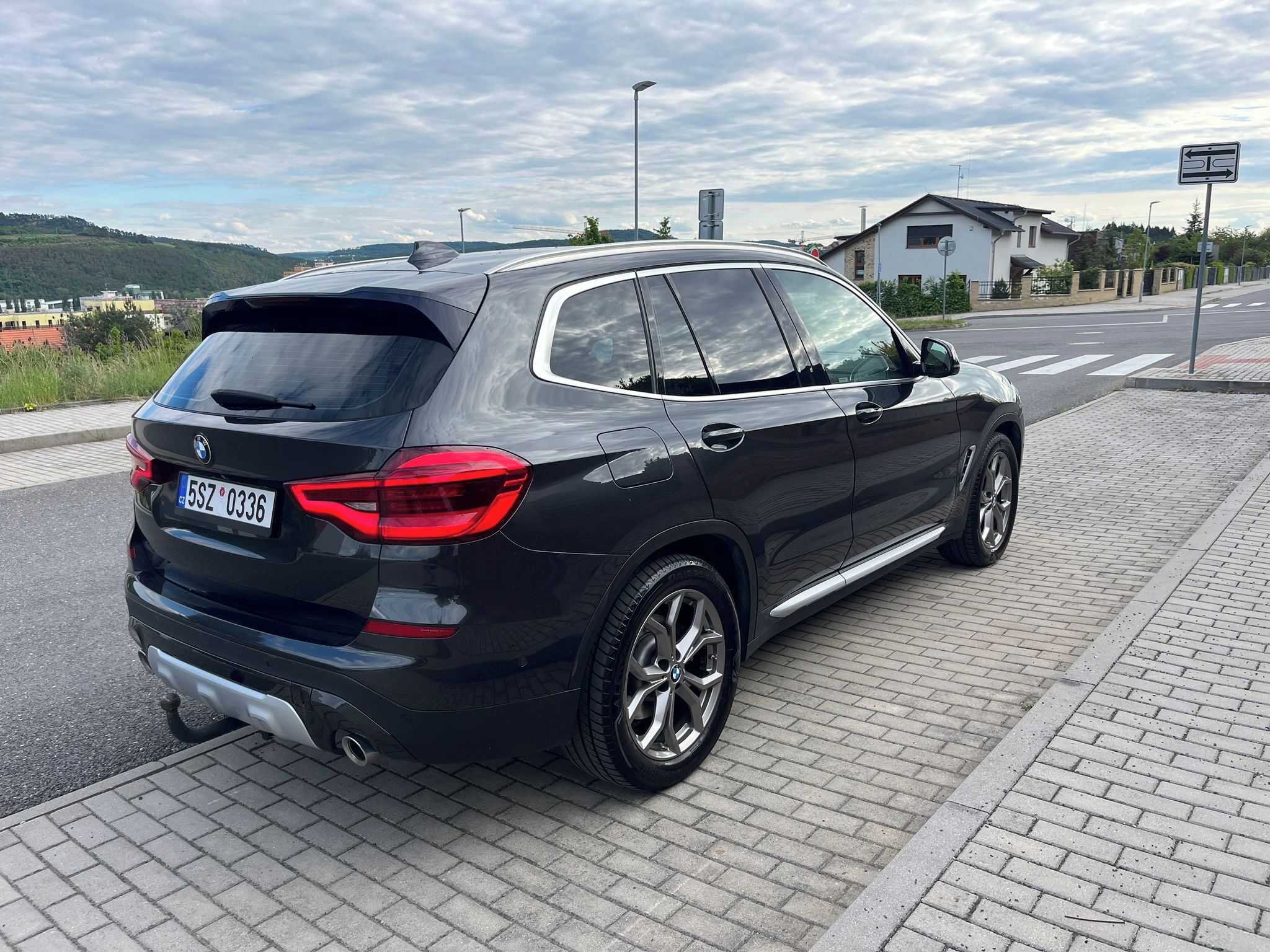 BMW X3, 4x4 - Nebourané, nekuřák - fotka 6