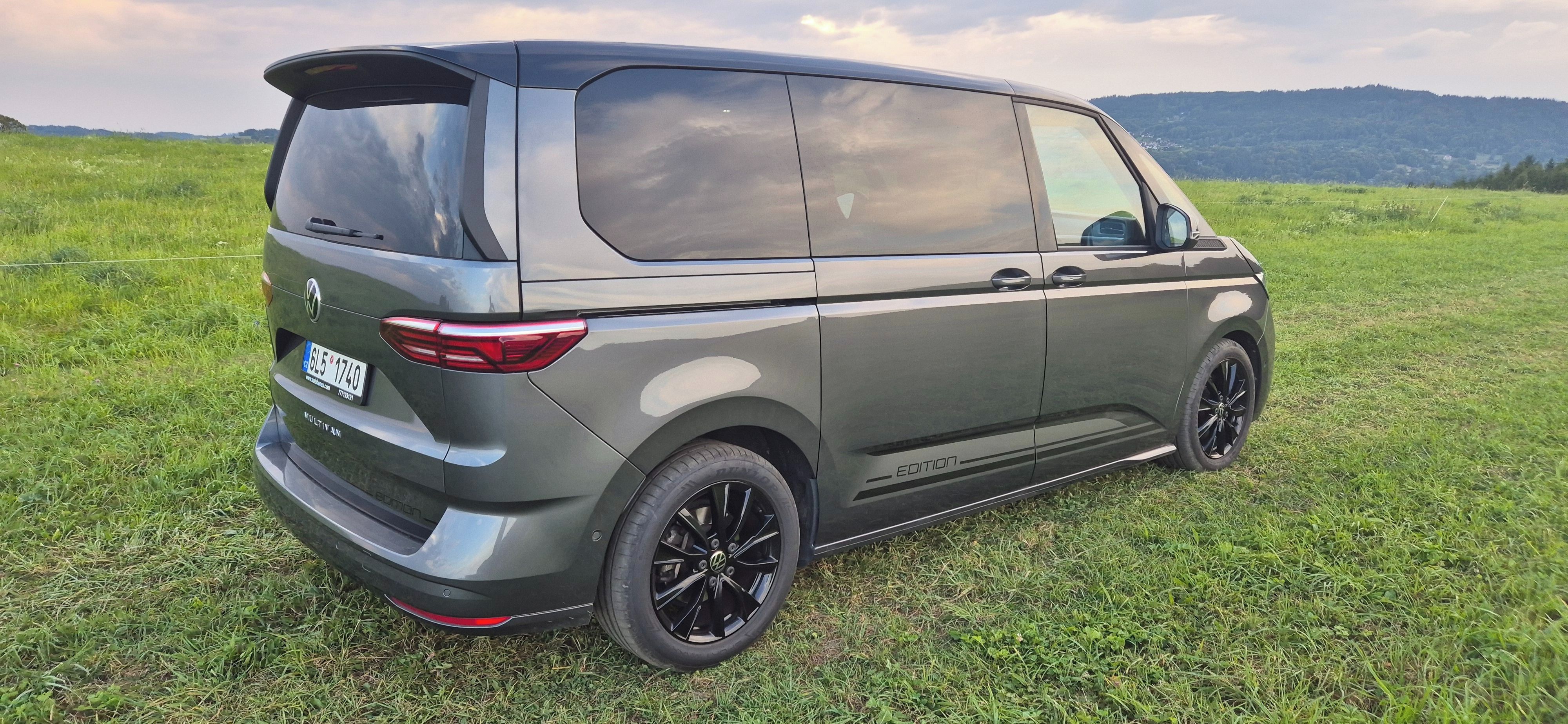 Volkswagen Multivan - fotka 3