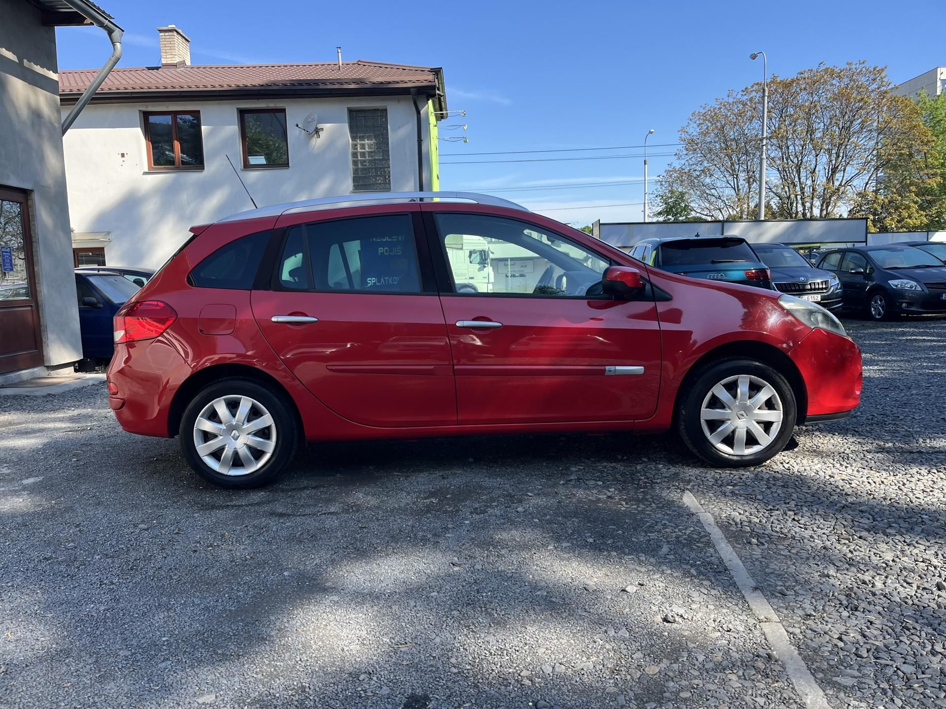 Renault Clio, 1,2 i 55 Kw 1.MAJITEL, ČR! - fotka 4