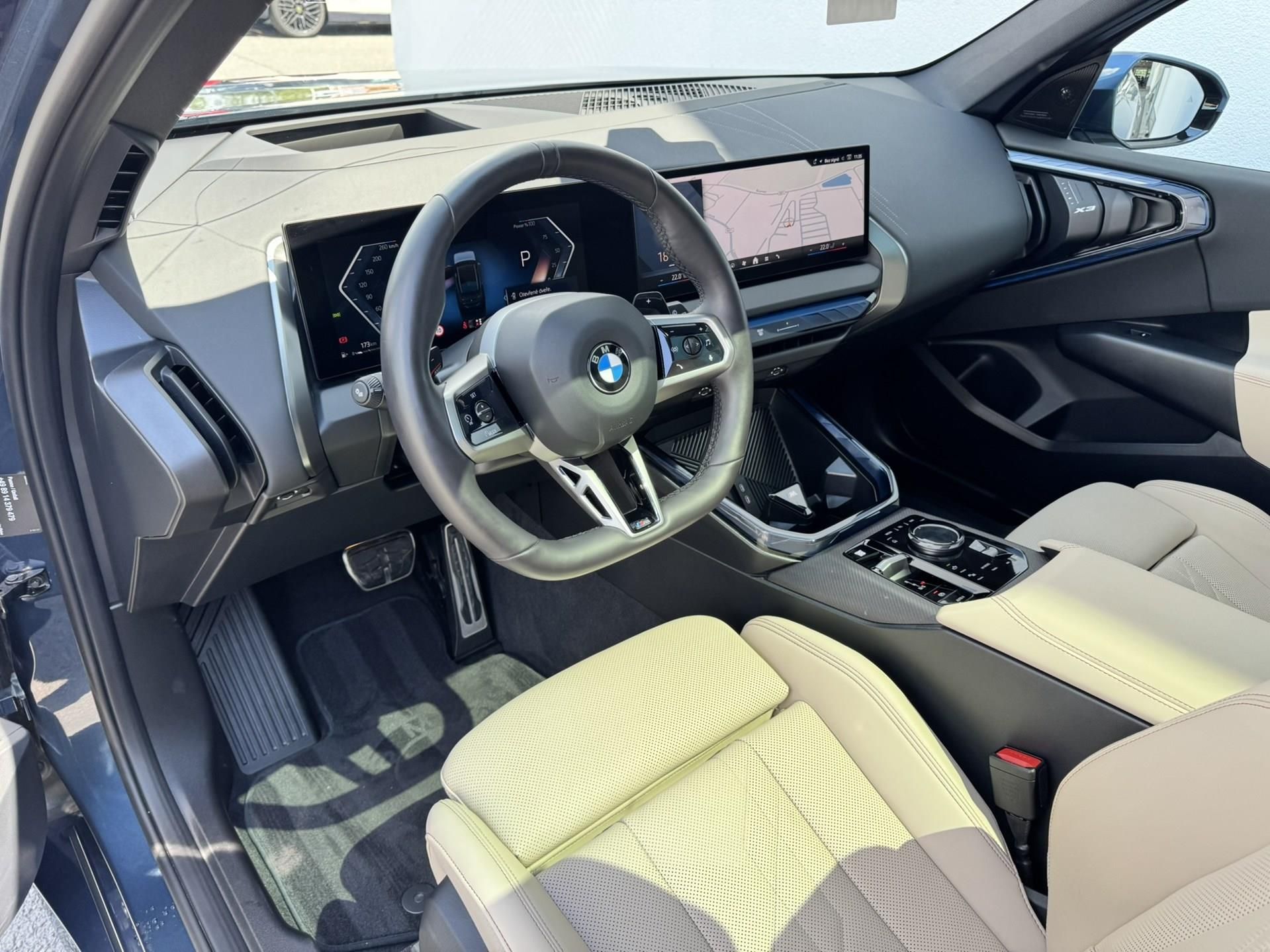 BMW X3, X3 xDrive40D M PRO - fotka 5