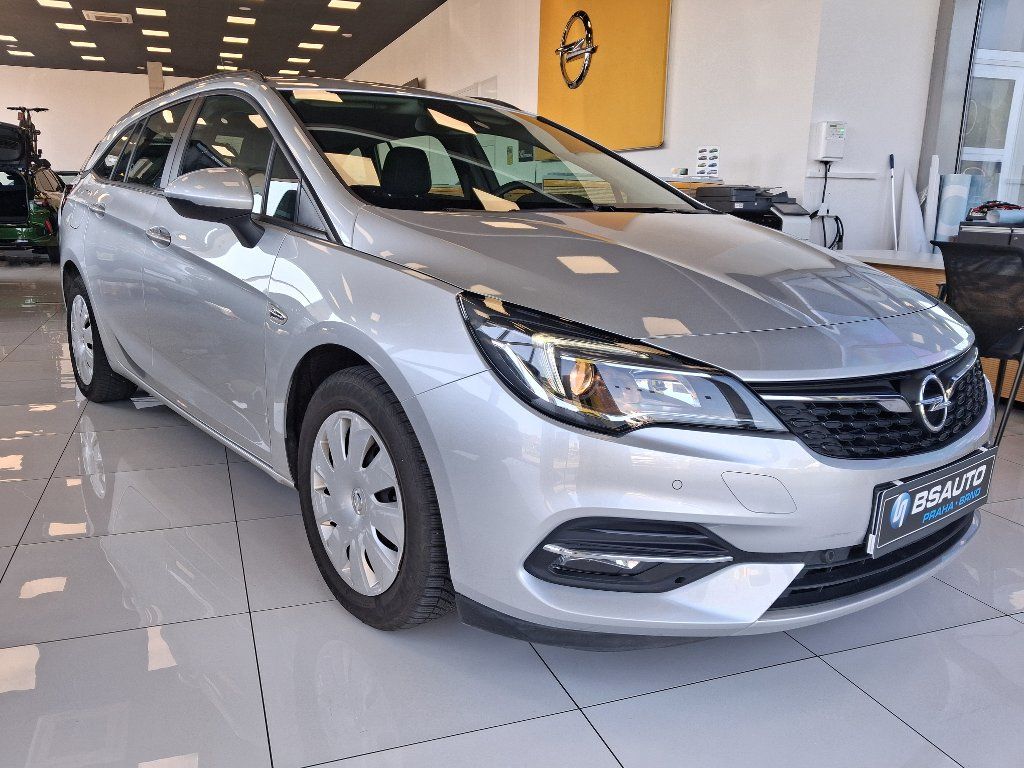 Opel Astra, 1.2T 81kW 2021 - fotka 3