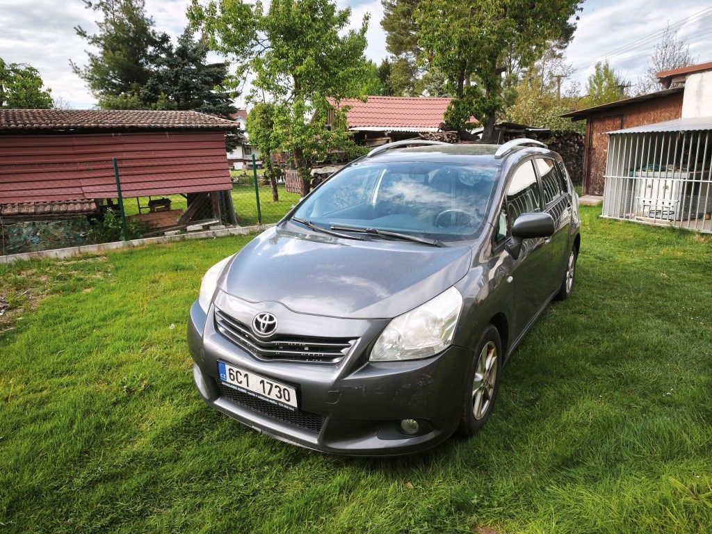Toyota Verso, 1,8 Valvematic - fotka 2