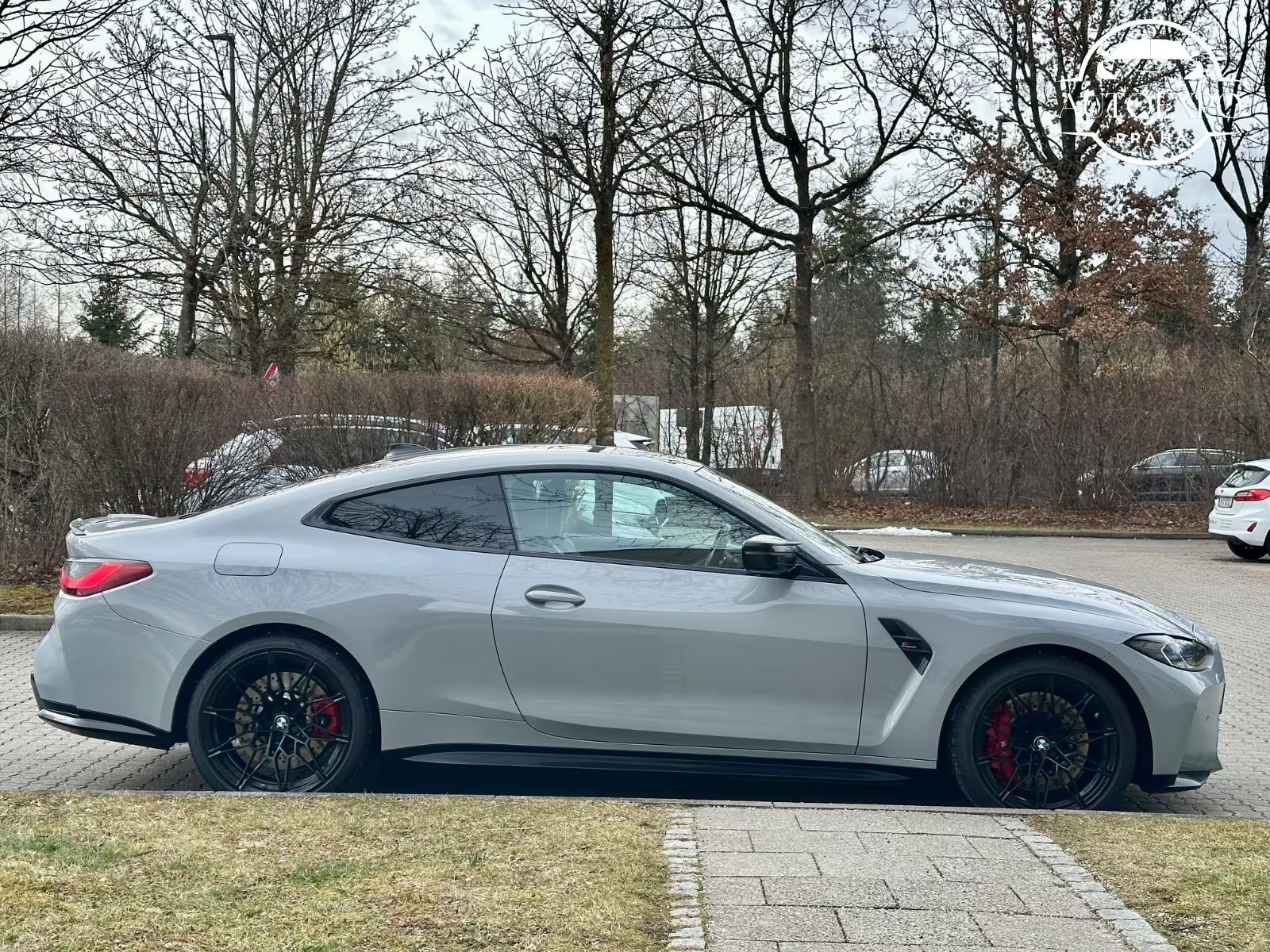 BMW M4, Coupe xDrive Competition- - fotka 4