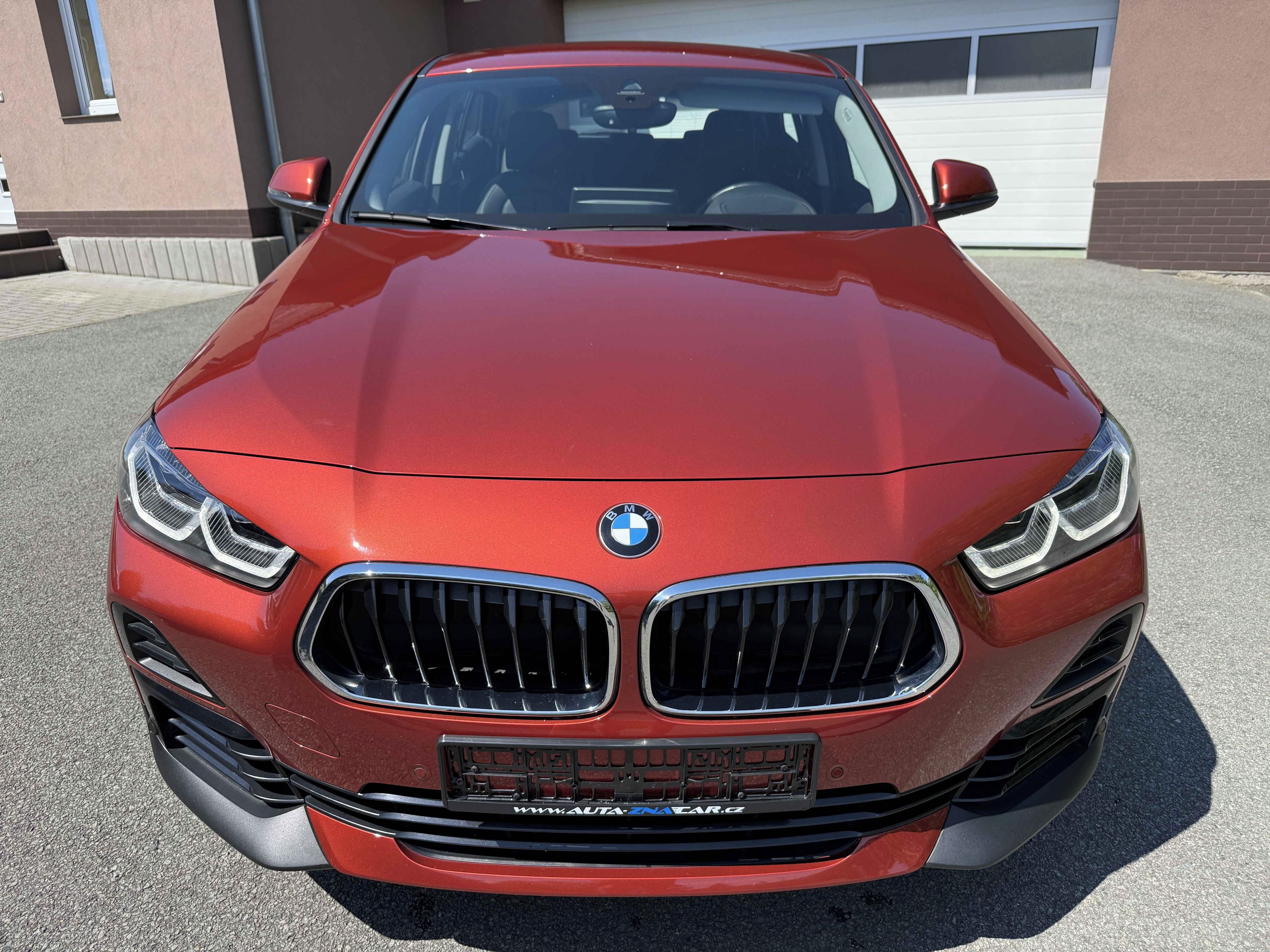 BMW X2, sDrive 1.8i Automat HeadUp - fotka 5