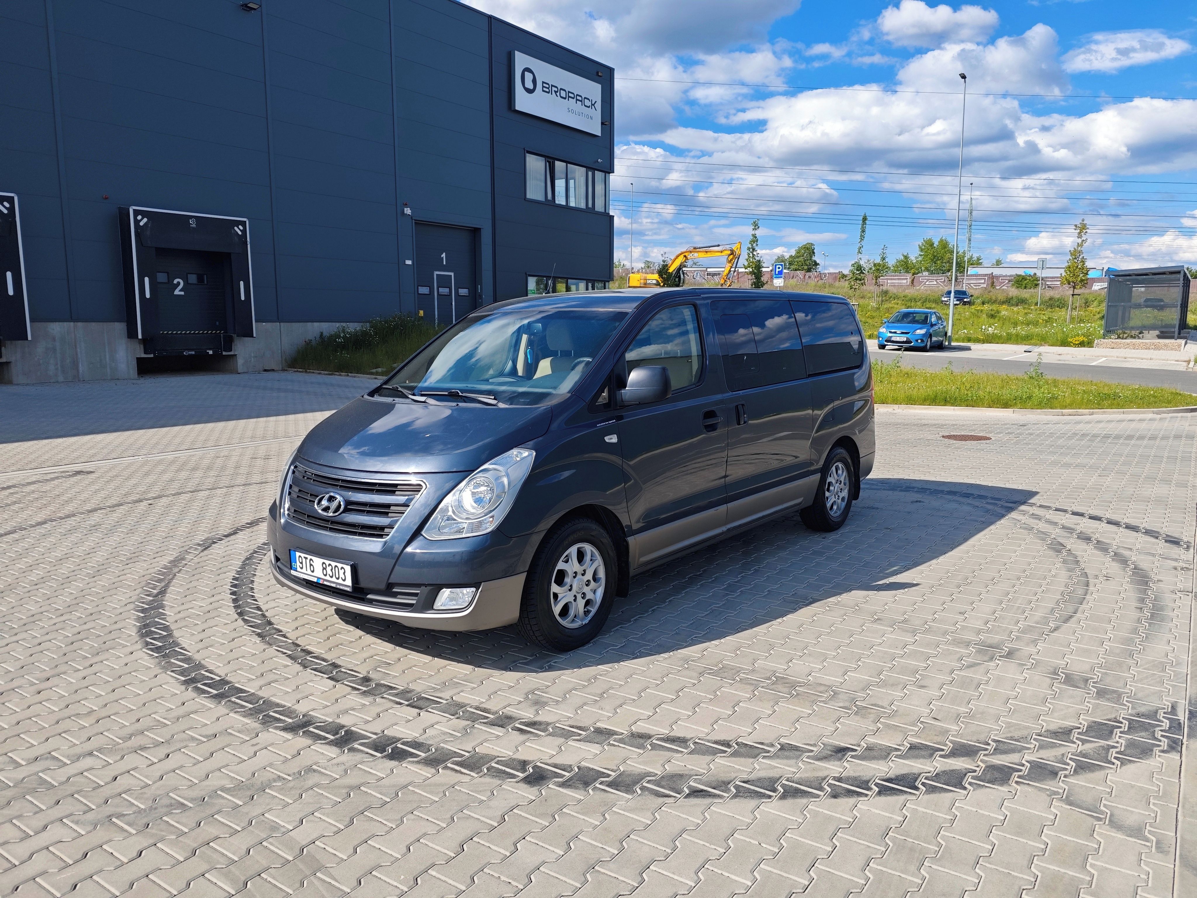 Hyundai H 1, Automat, 2.5crdi 125kw - fotka 2