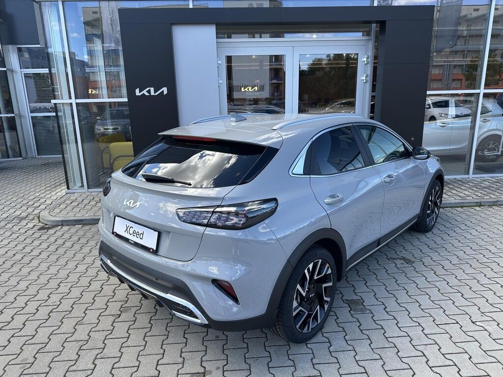 Kia XCee´d, 1,6 T-GDI 7DCT 110 kW STEEL ED - fotka 3