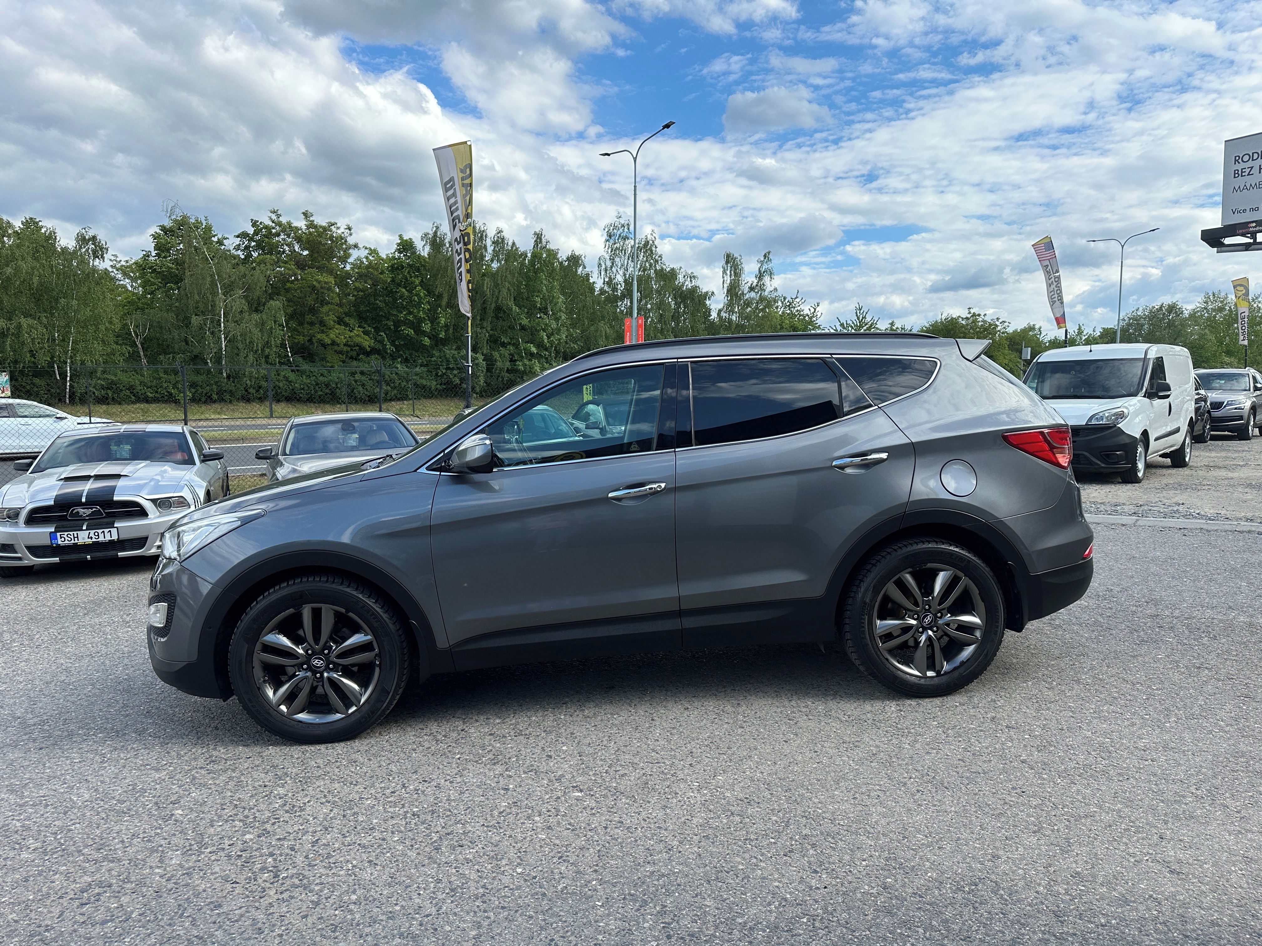 Hyundai Santa Fe, Hyundai Santa FE 2012 - fotka 5