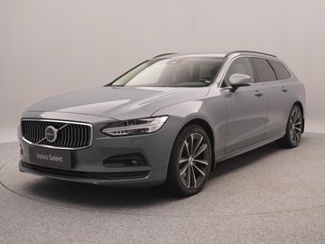 B4 AWD MOMENTUM PRO AUT