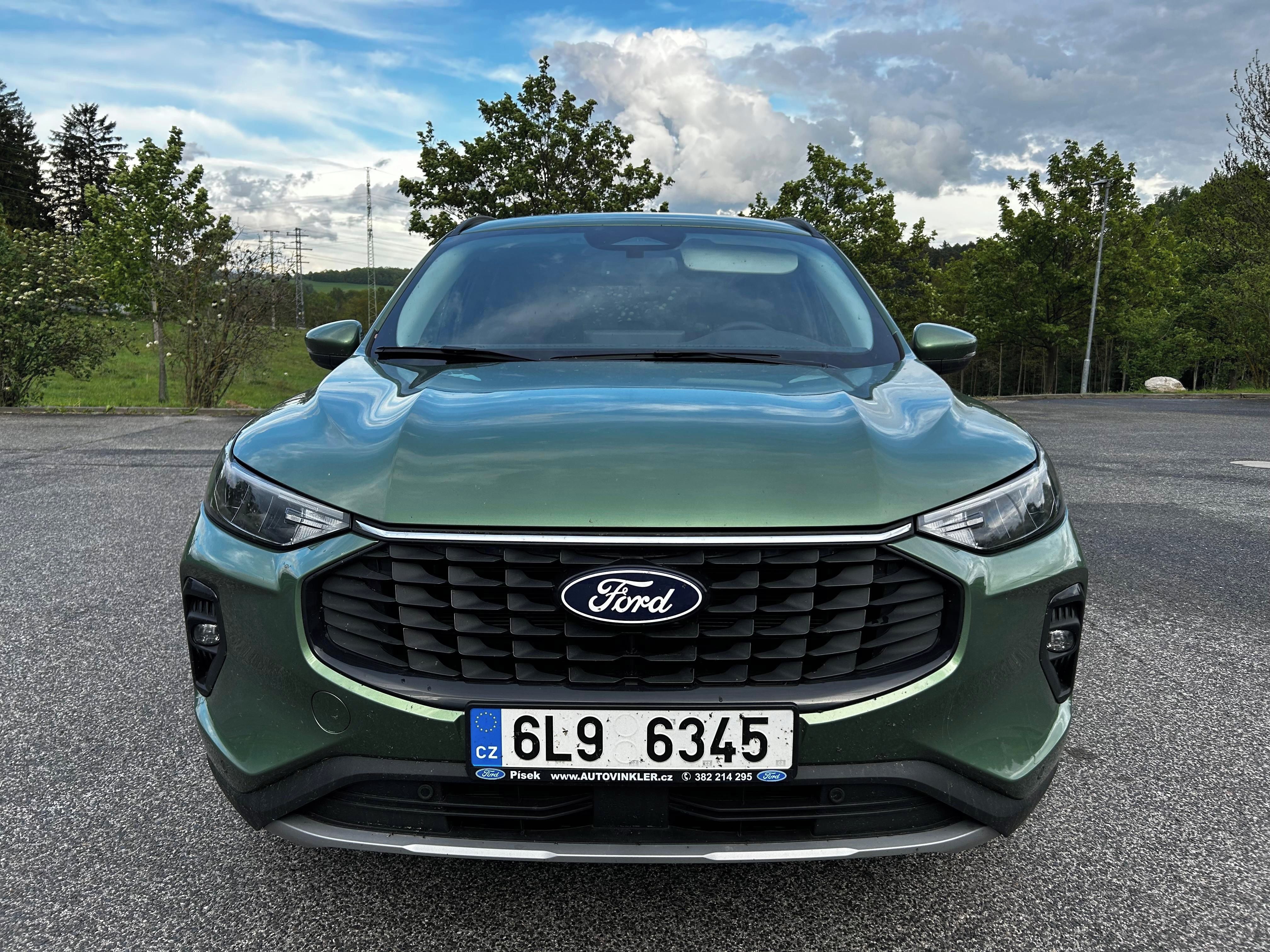 Ford Kuga, Titanium 2.5 HEV 132kW - fotka 2