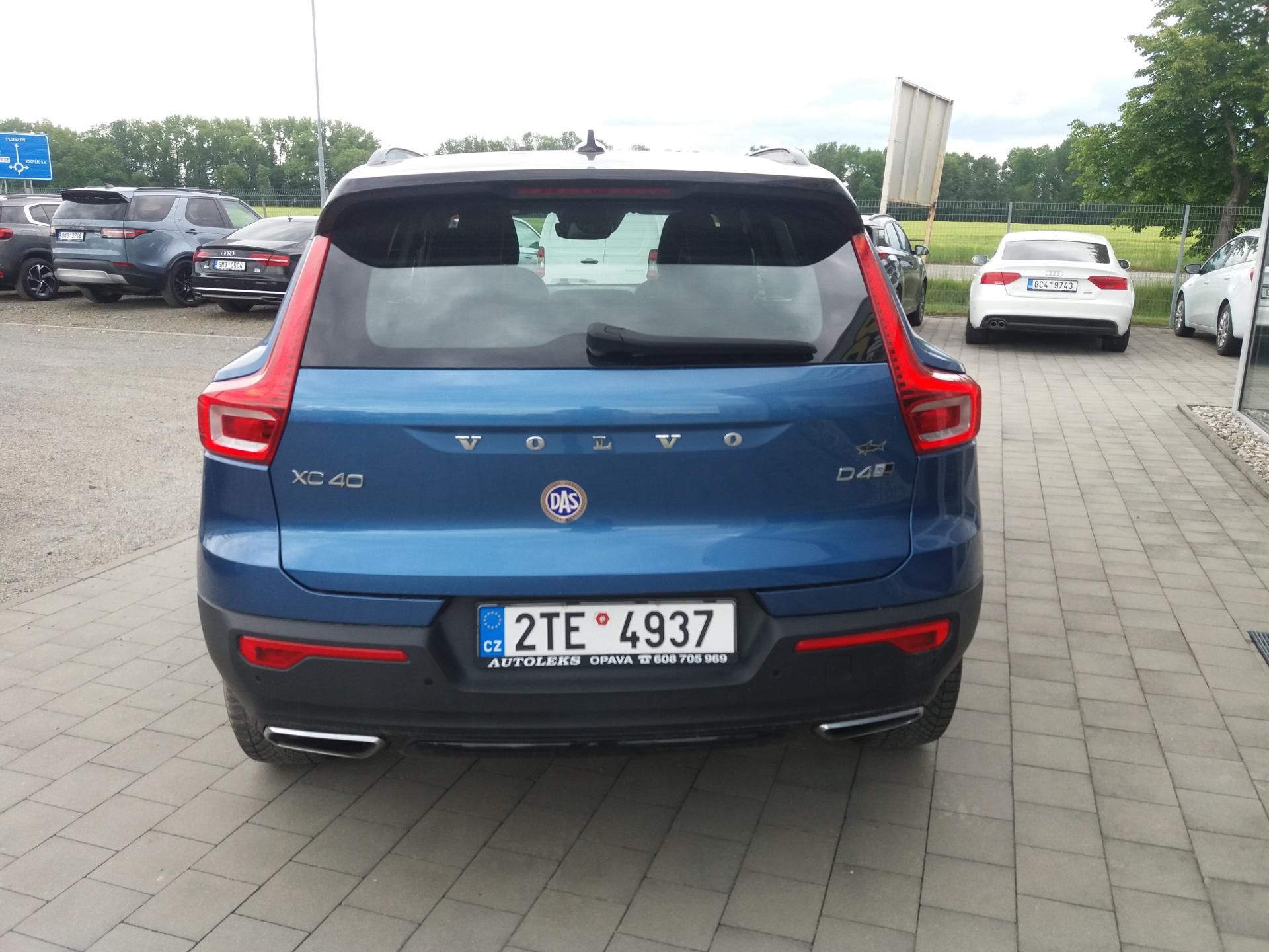 Volvo XC40, 2.0D4,140kW,AWD R- DESIGN !! - fotka 5