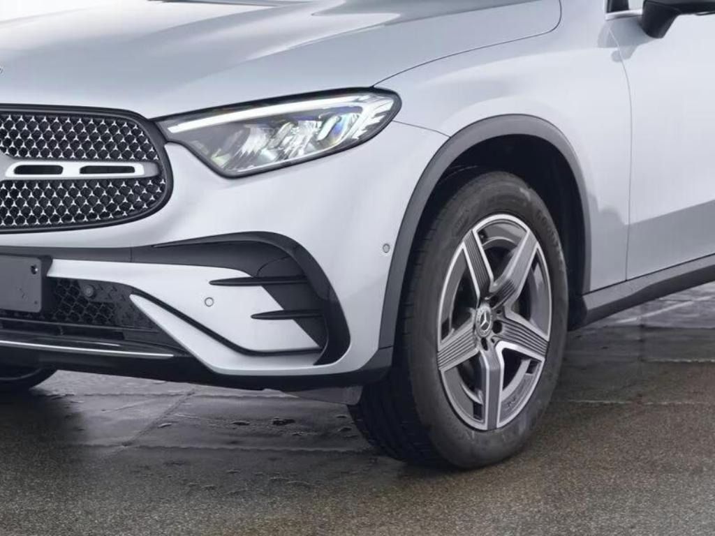 Mercedes-Benz GLC, GLC 200 4MATIC Edition AMG Lin - fotka 3