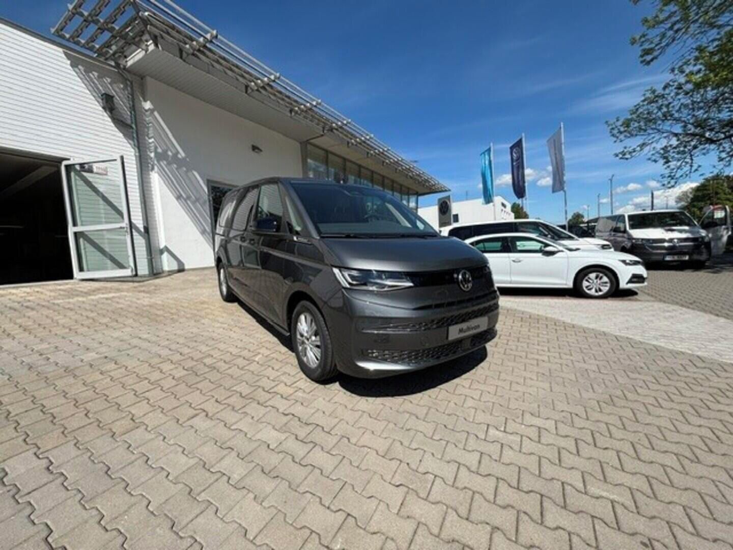 Volkswagen Multivan, 2,0 110 kW - fotka 2