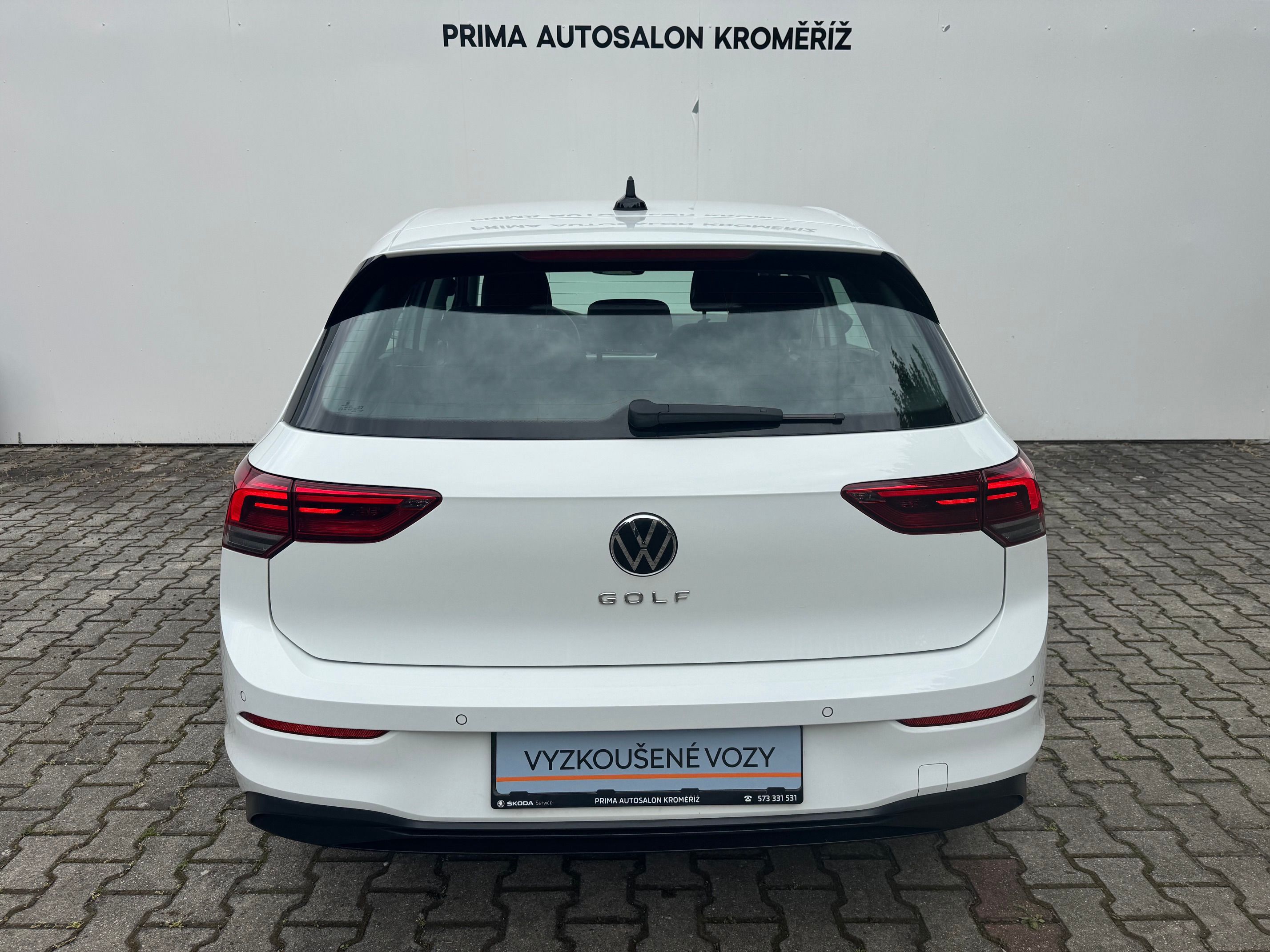 Volkswagen Golf, 1,0TSi81kw krásný stav 27500km - fotka 5