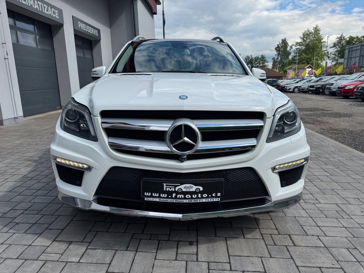 Mercedes-Benz GL, 500 4MATIC - fotka 3
