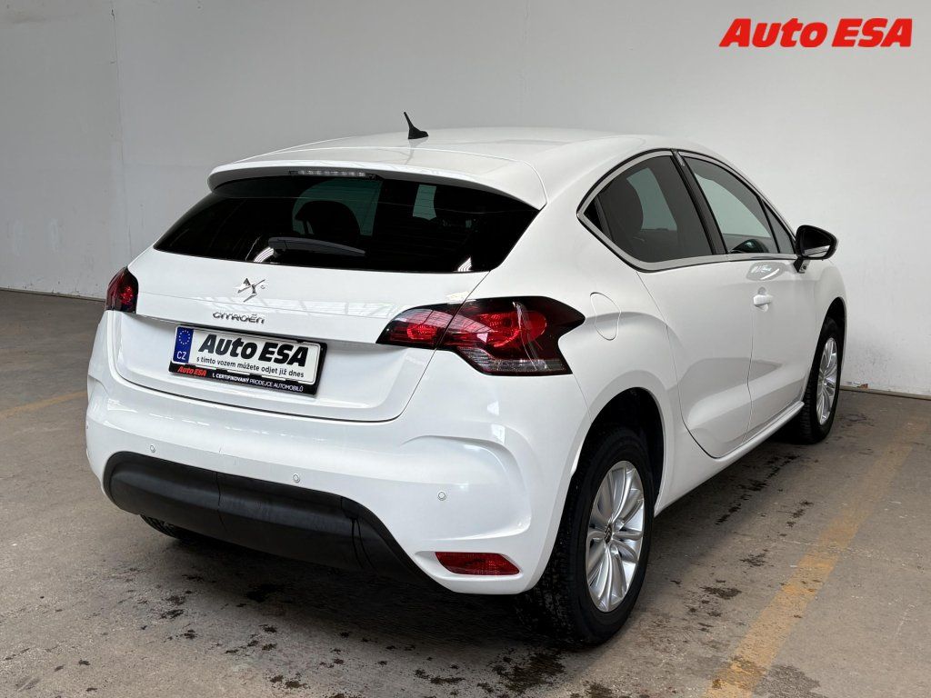 Citroën DS4, 1.6 VTi,AC,tempo - fotka 4