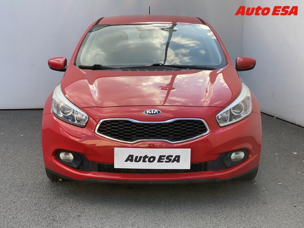 Kia Cee´d, 1.6 i - fotka 2