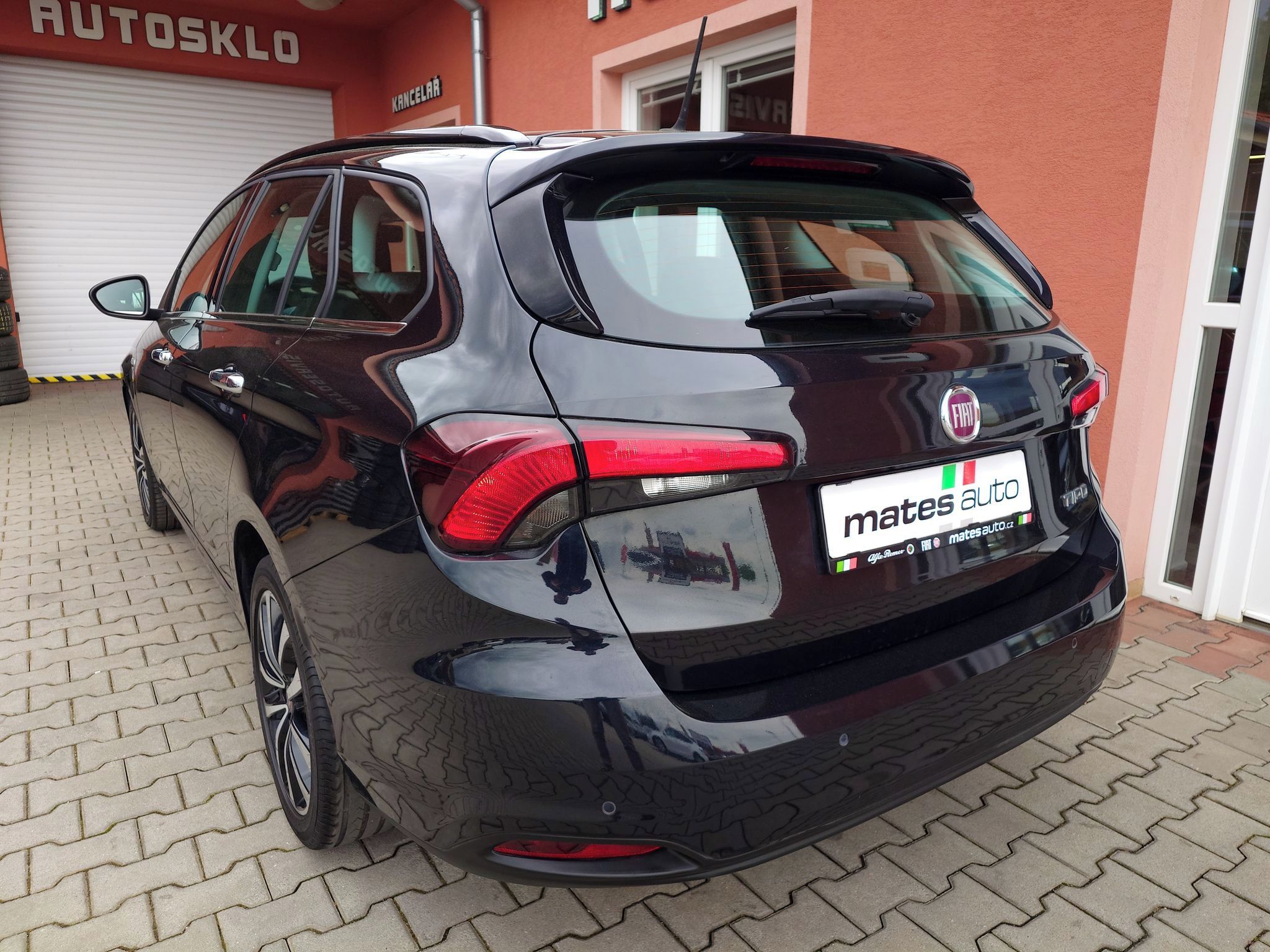 Fiat Tipo, 1.6 JTDM Lounge 88 kW - fotka 3