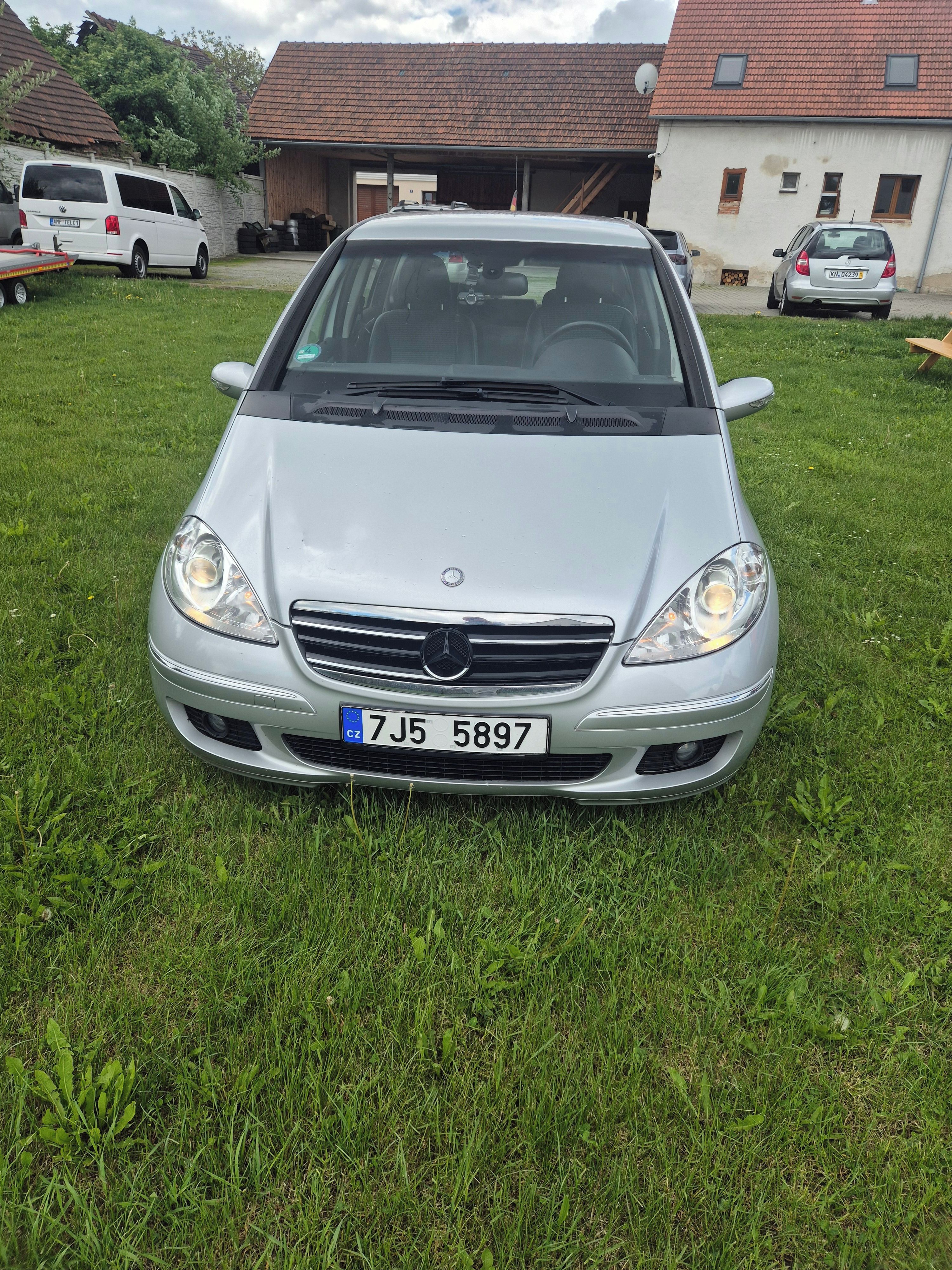Mercedes-Benz Třídy A - fotka 2