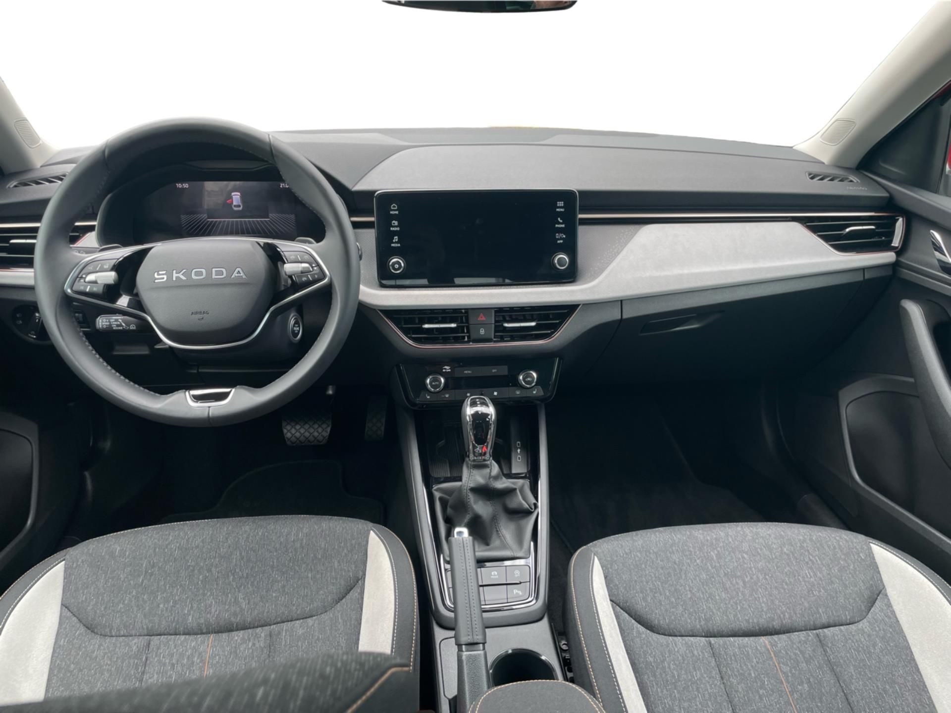 Škoda Scala, 1.0 TSi DSG 7st. TOP SELECTION - fotka 5