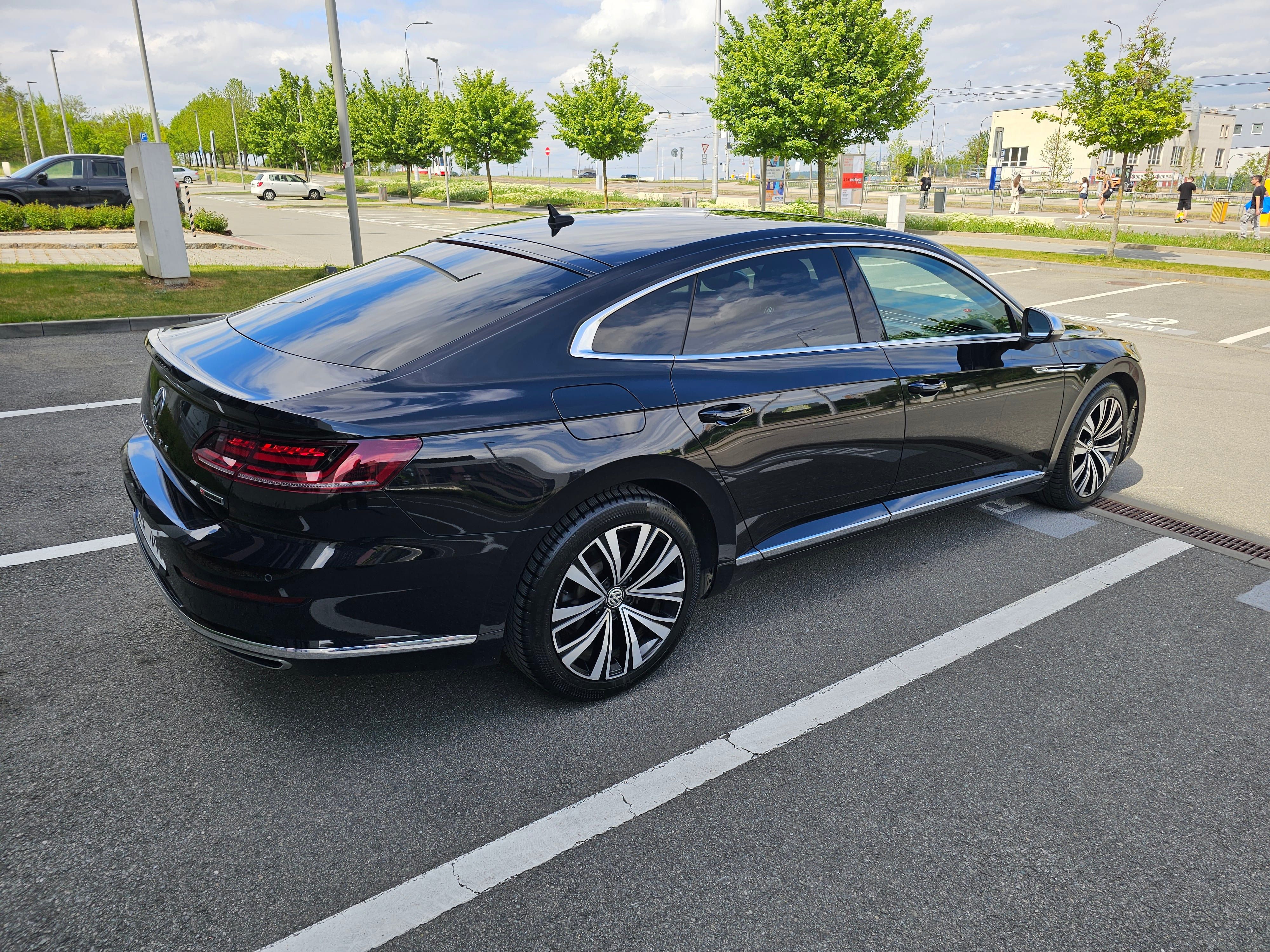 Volkswagen Arteon - fotka 2