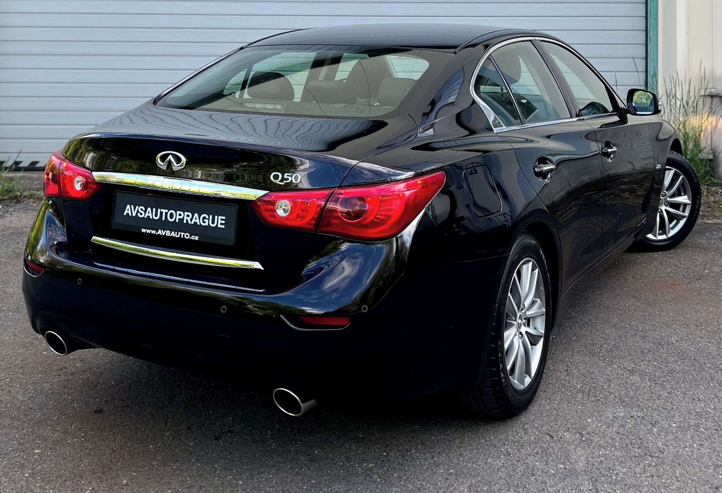 Infiniti Q50, REPREZENTATIVNÍ SEDAN VÝBAVA - fotka 4