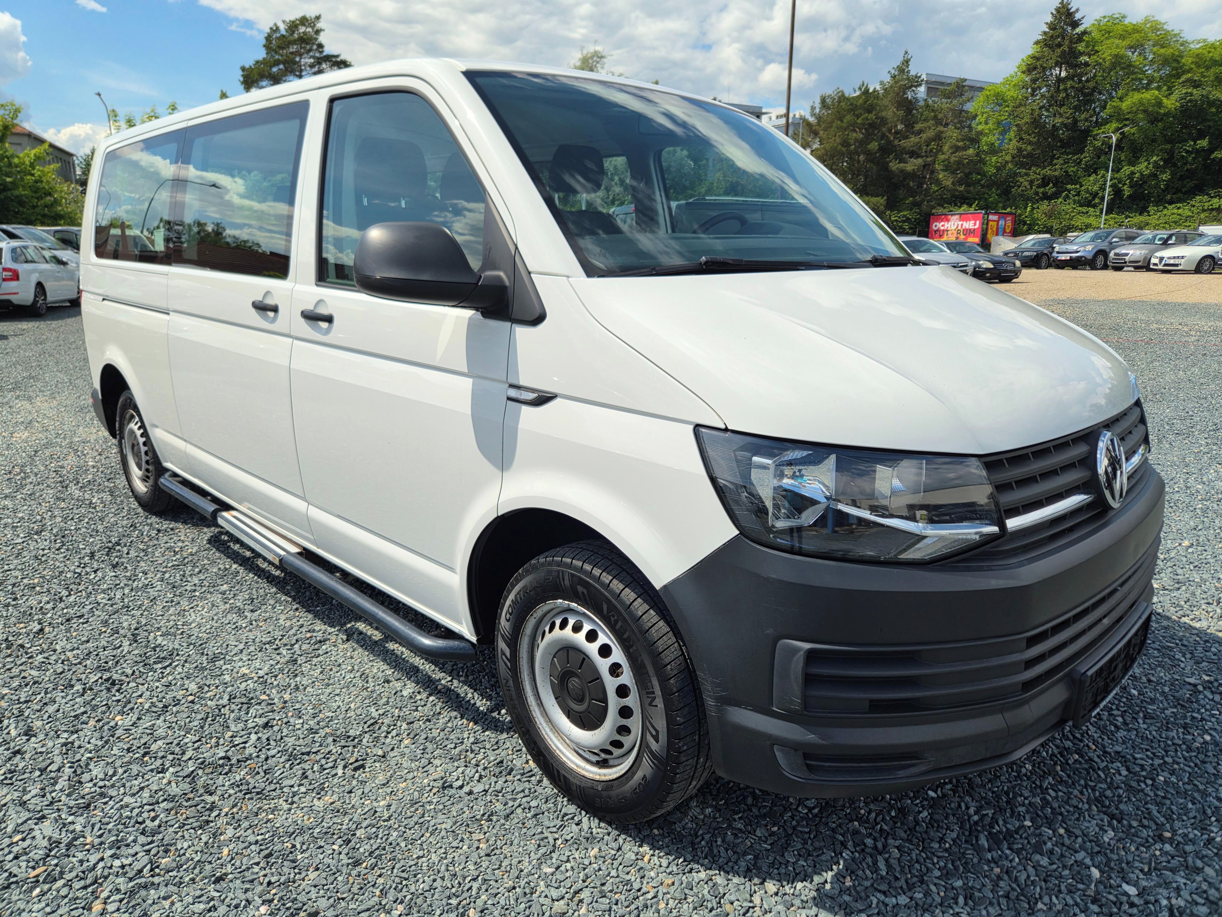 Volkswagen Transporter, T6 2.0TDI 8MÍST LONG PoServisu