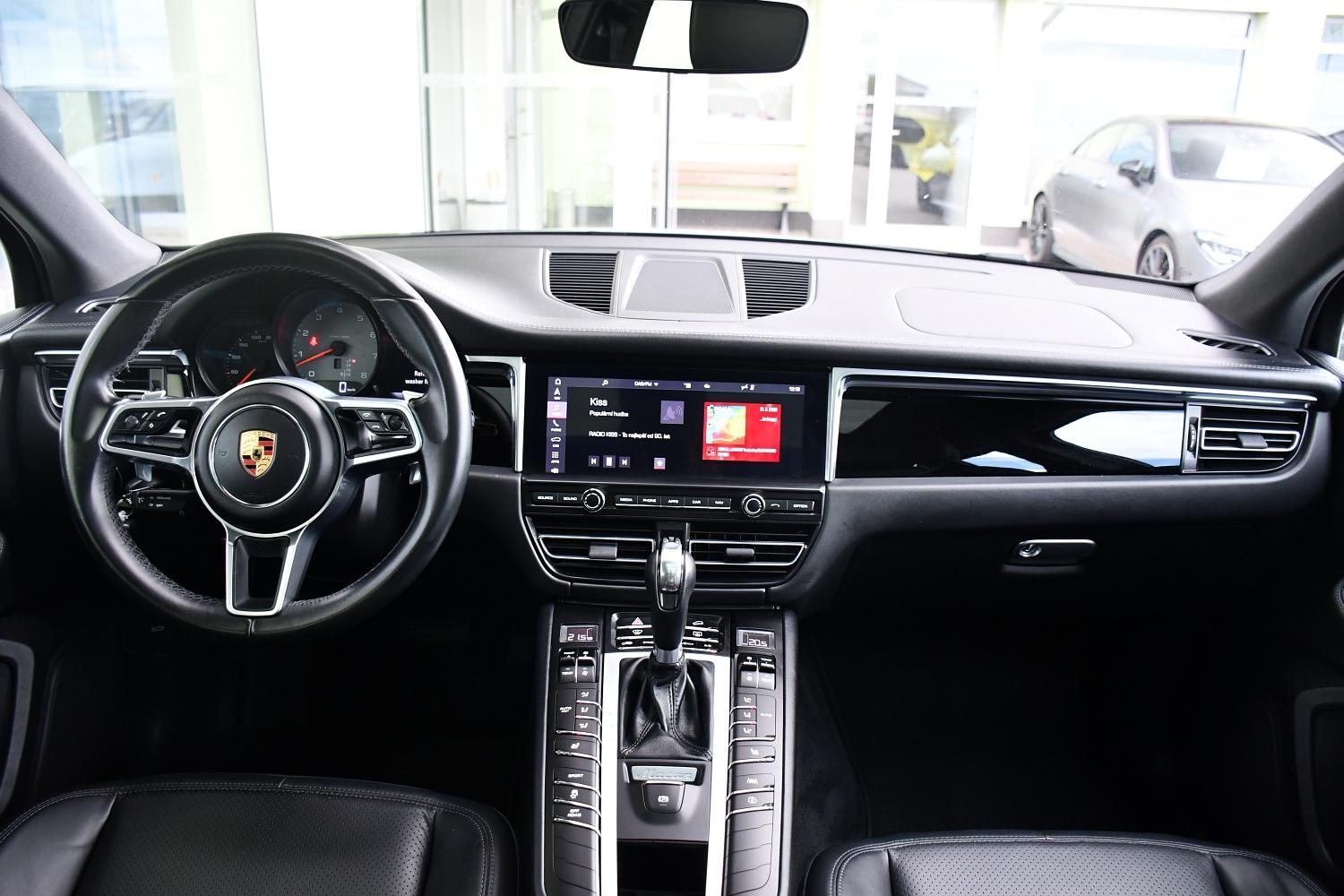 Porsche Macan, S 3.0V6 260kW PANO - fotka 5