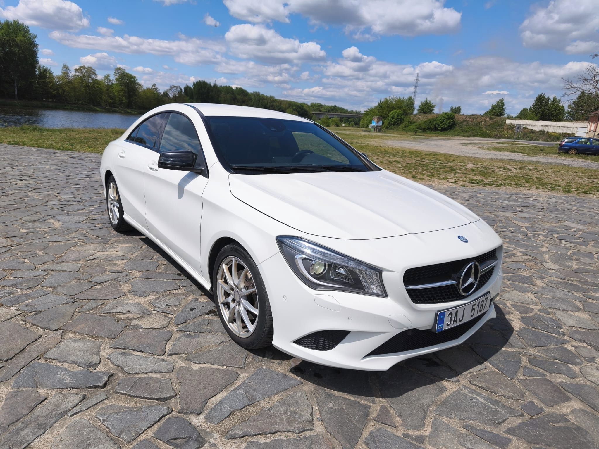 Mercedes-Benz CLA, CLA 220 CDI - fotka 2
