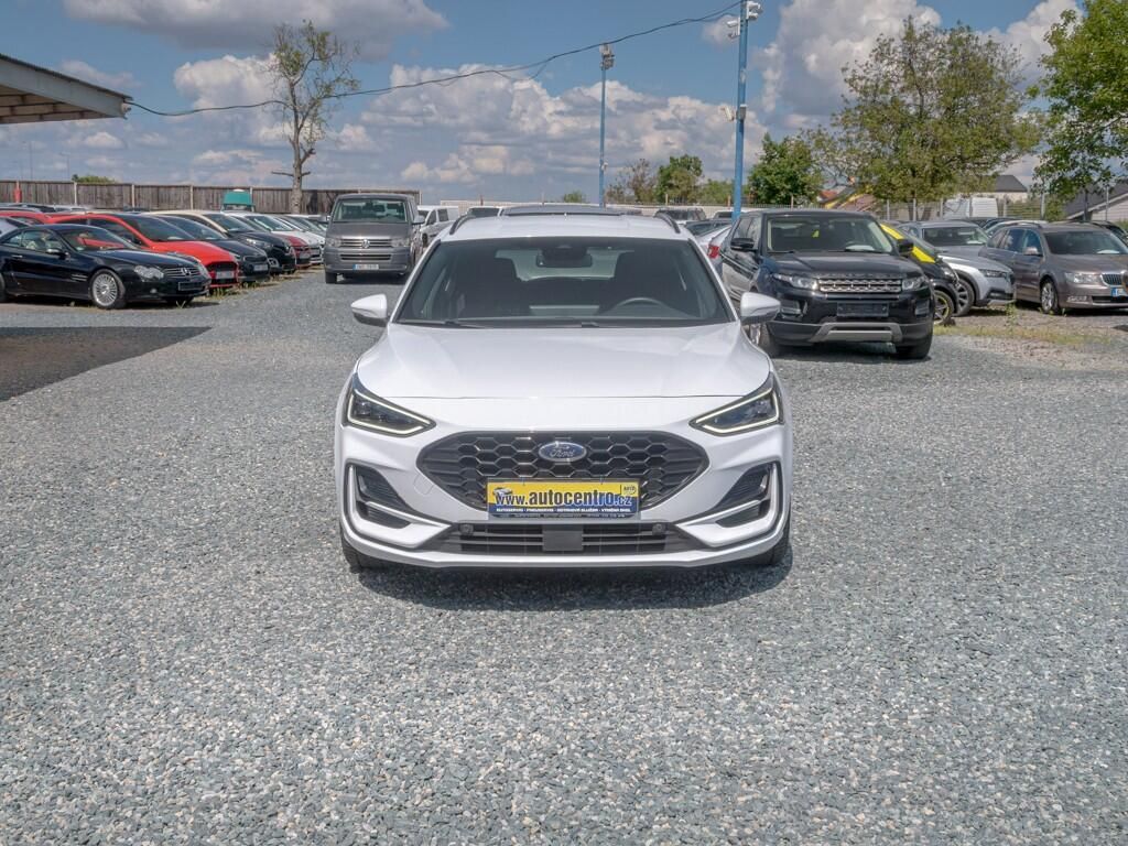 Ford Focus, ČR 1.0T 114KW mat – LED - fotka 2