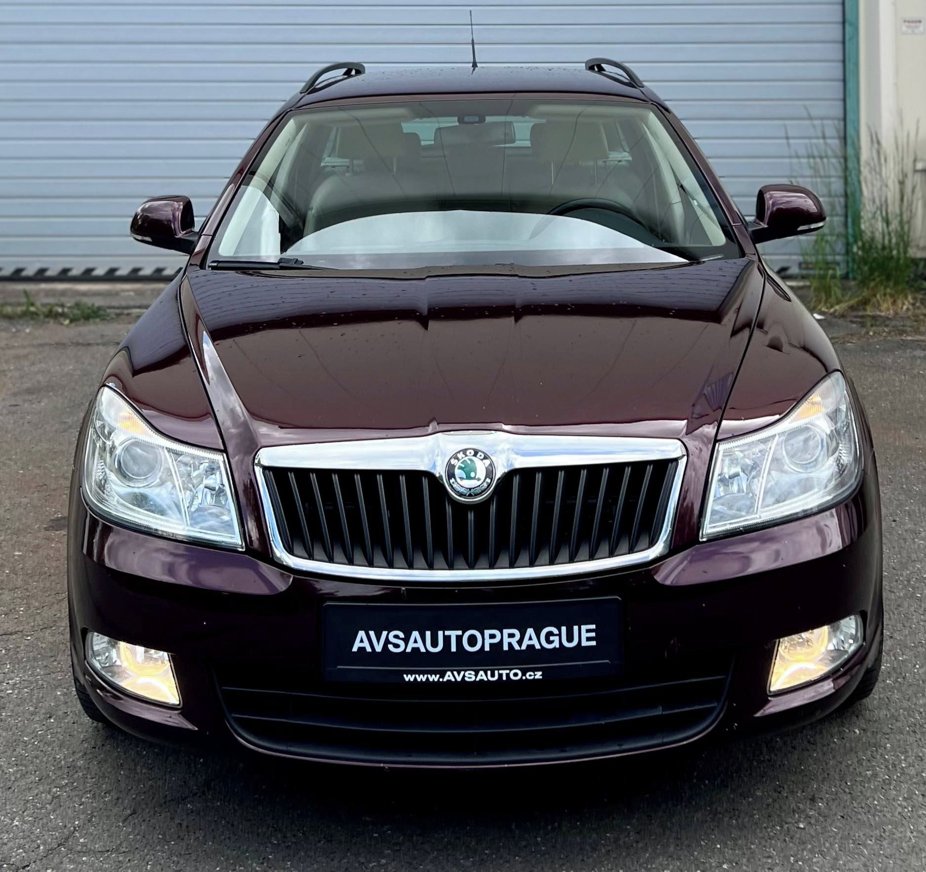 Škoda Octavia, 2.0 TDI Elegance  ZACHOVALÁ - fotka 2