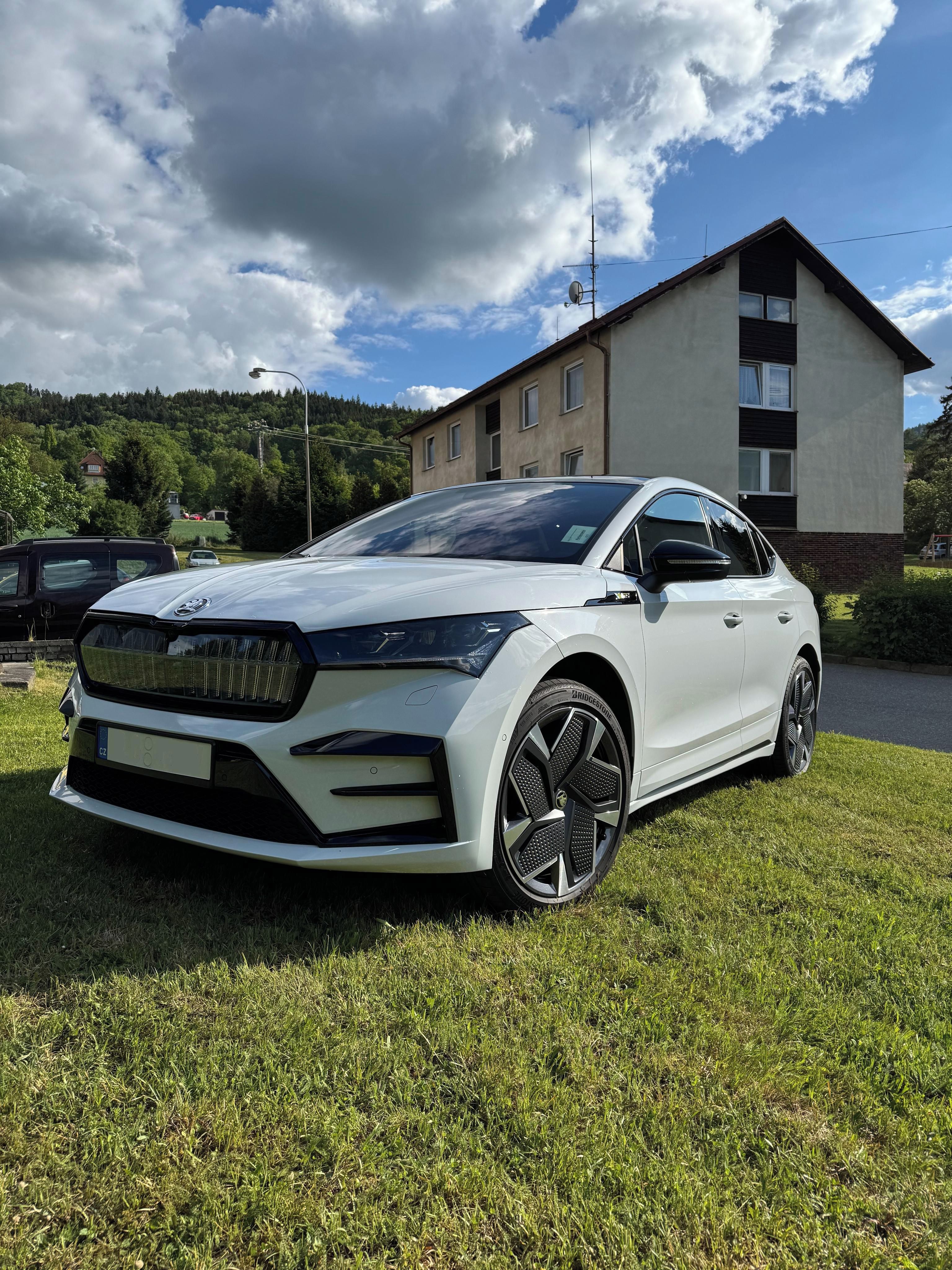 Škoda Enyaq, RS 250kW,4x4,Tažné,Maxx,HUD