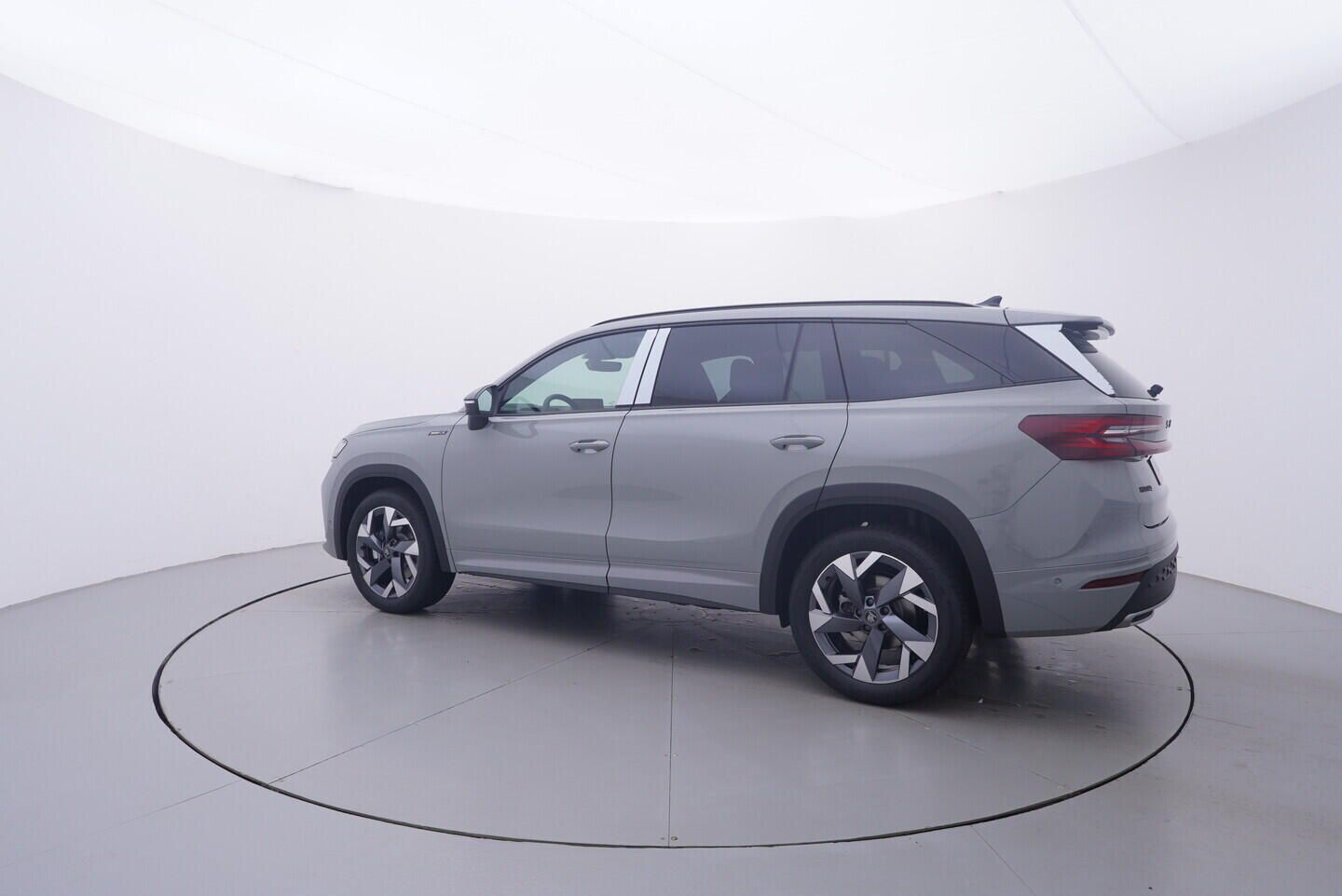 Škoda Kodiaq, Sportline 2.0 TDI 4x4 142 kW - fotka 3