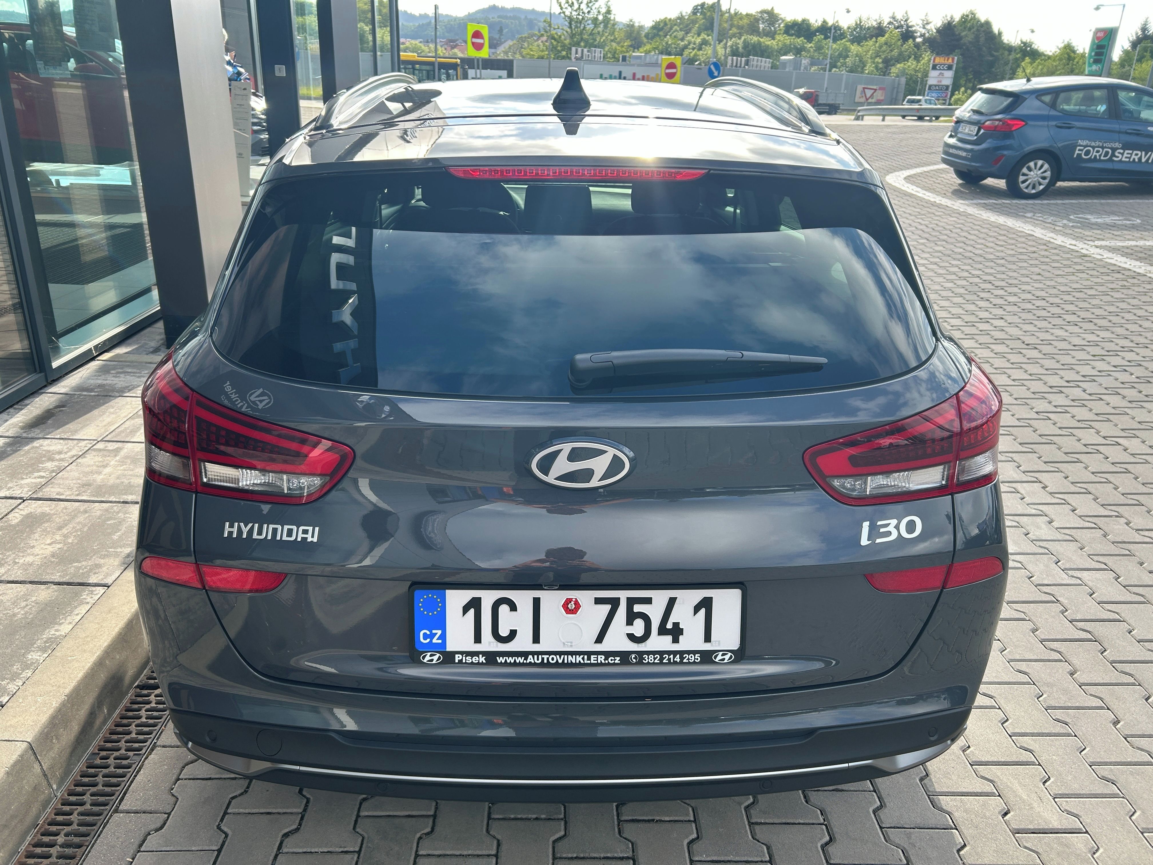 Hyundai i30, WG 26 1,0 TGDI MT GO Czech! - fotka 5