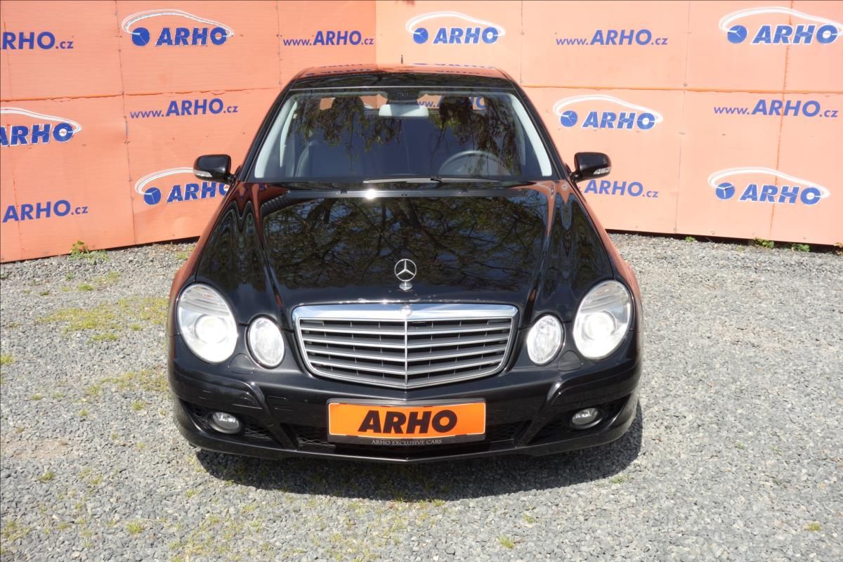 Mercedes-Benz Třídy E, 280CDi,ČR,SERV.KN.,4MATIC. - fotka 2