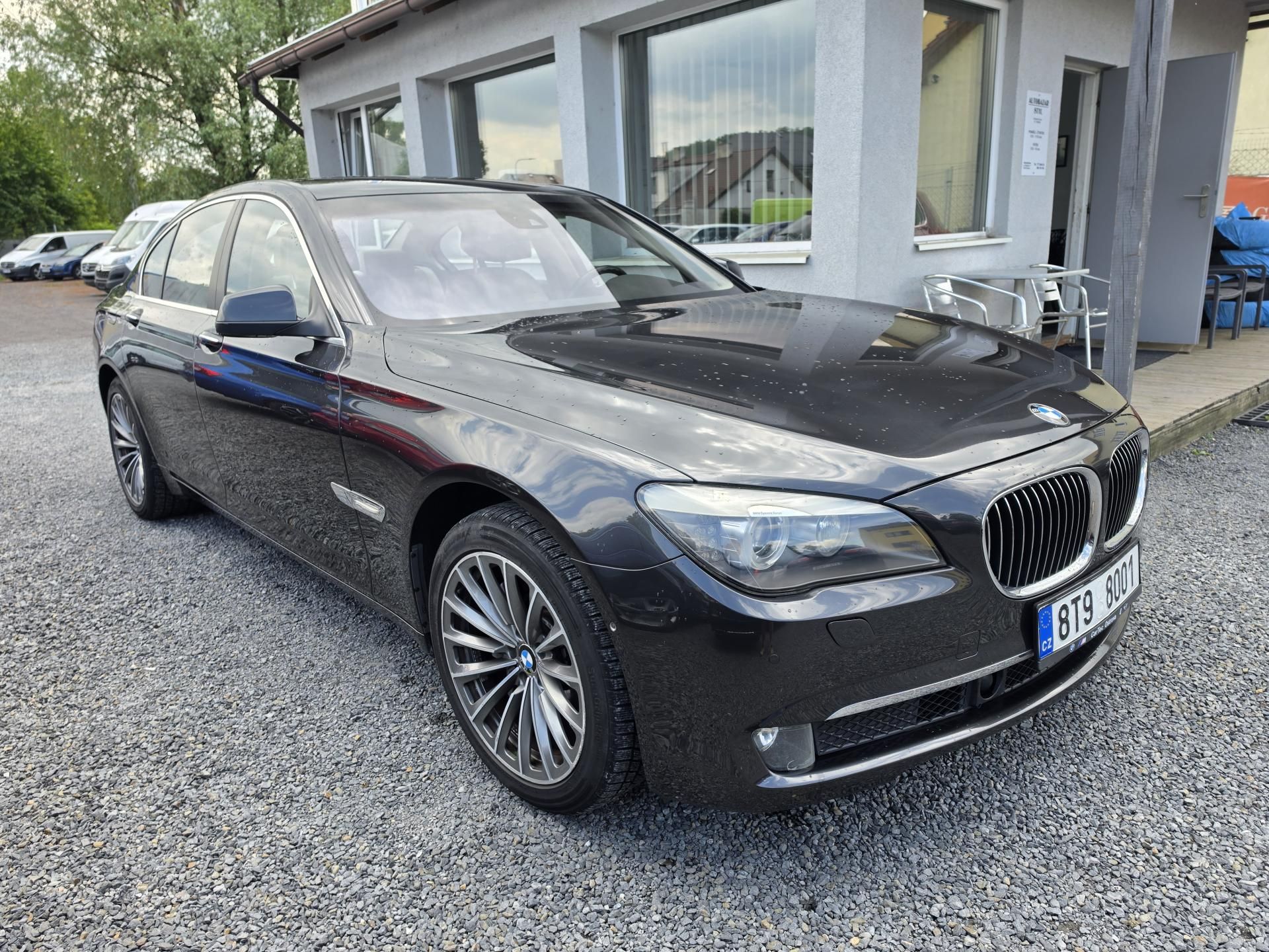 BMW Řada 7, 730d