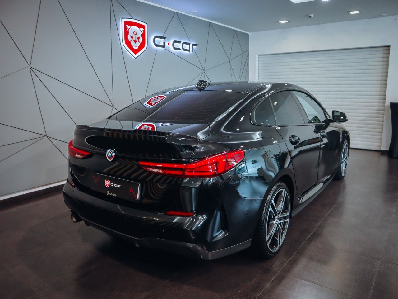 BMW Řada 2, 218i M-Sport AT - fotka 5